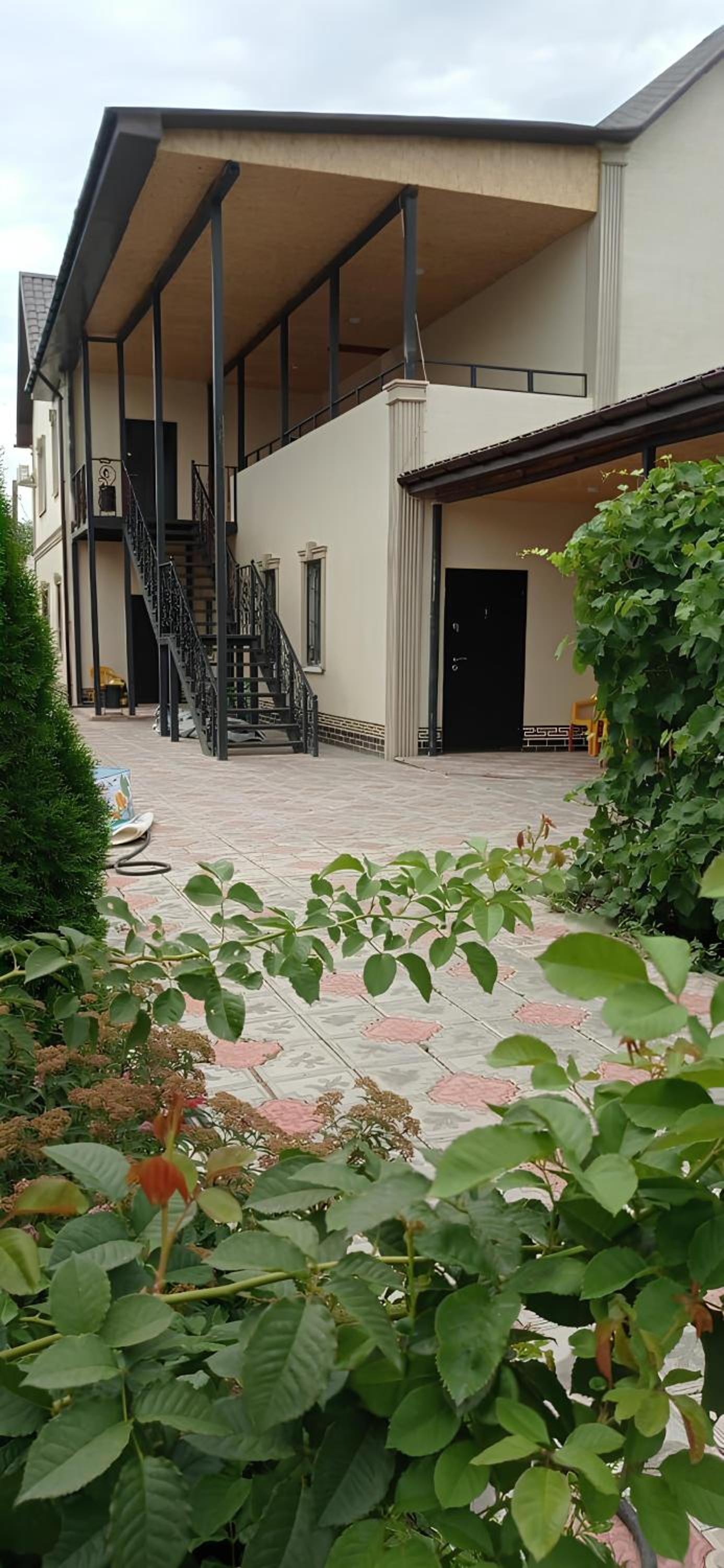 Photo 9