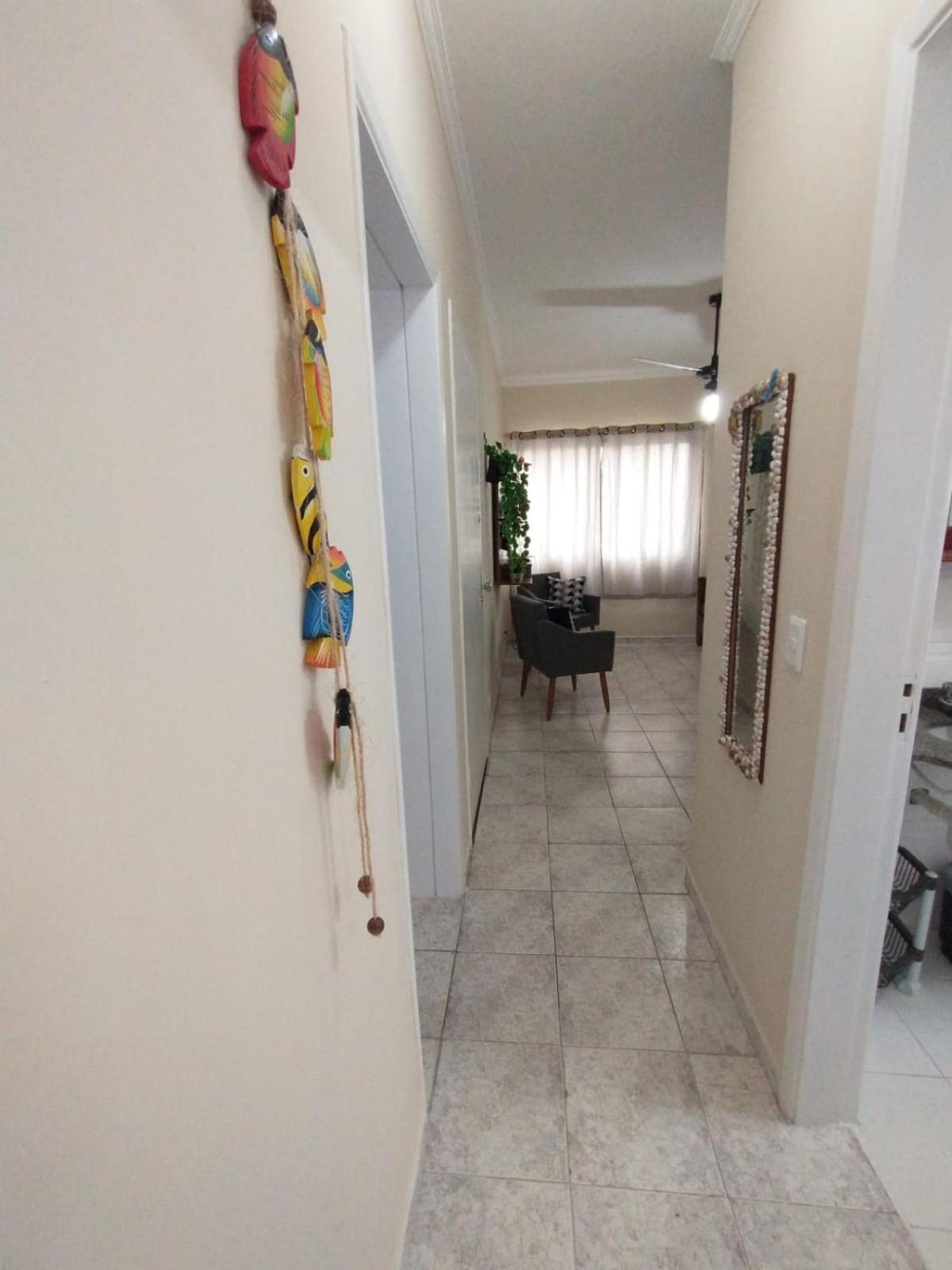 Apartamento Guarujá 5 minutos da praia do Canto Tortuga com Wi-fi prox ao restaurante Rufino's