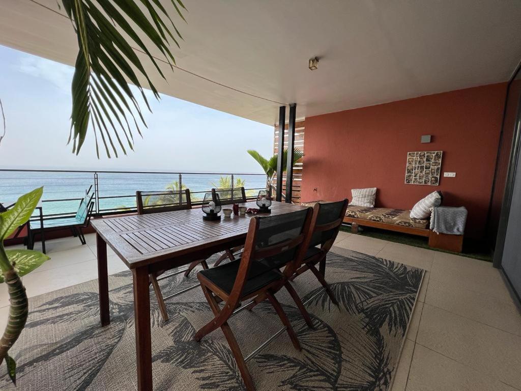 Bel Appartement Waterfront, Vue sur mer