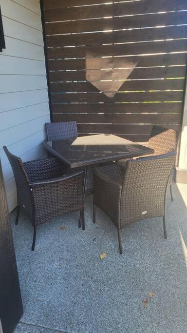 Parksville Vacations - ENTIRE Sunrise Resort Townhome in Parksville - Property Image 3