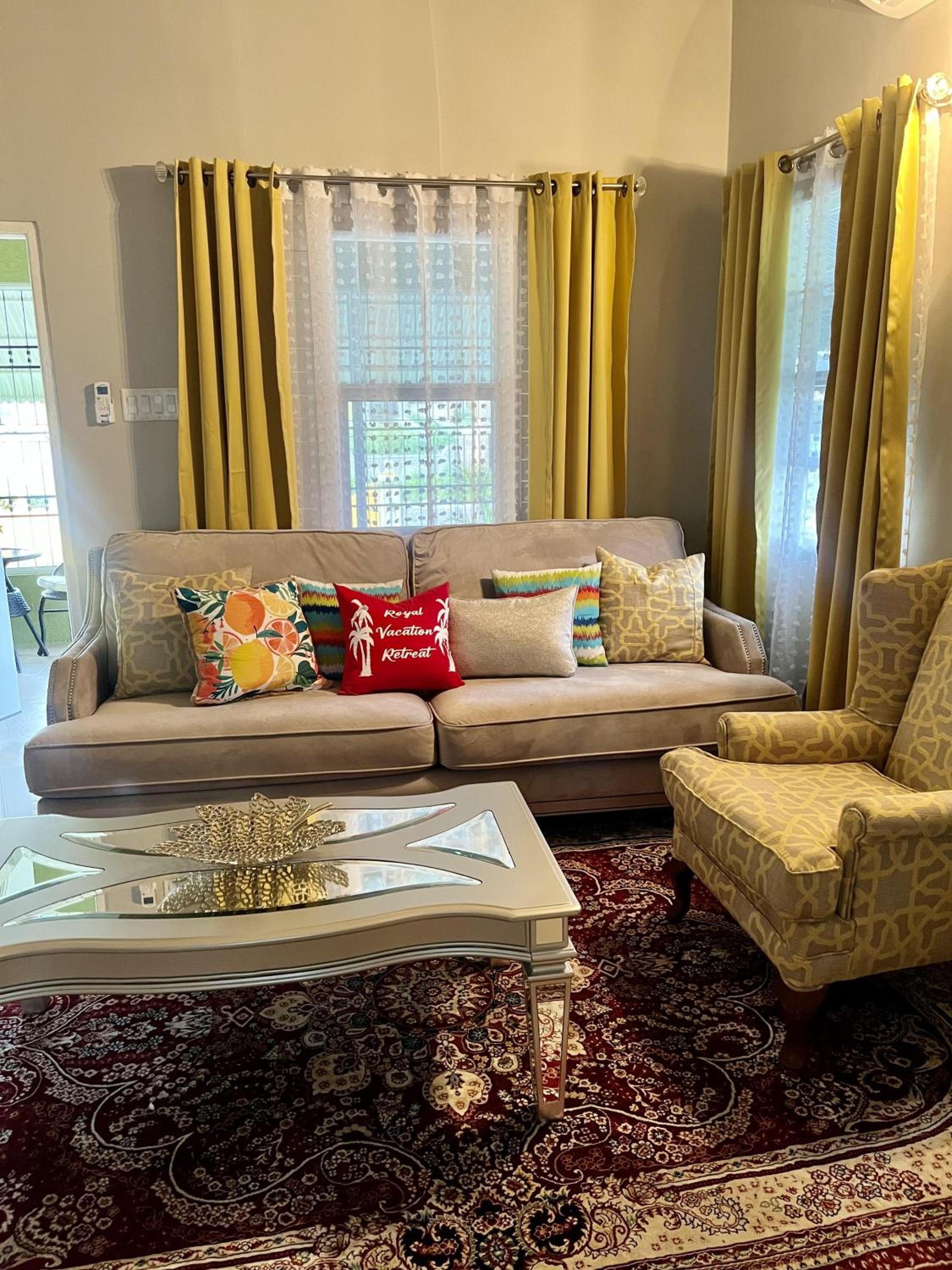 Royal Vacation Retreat
