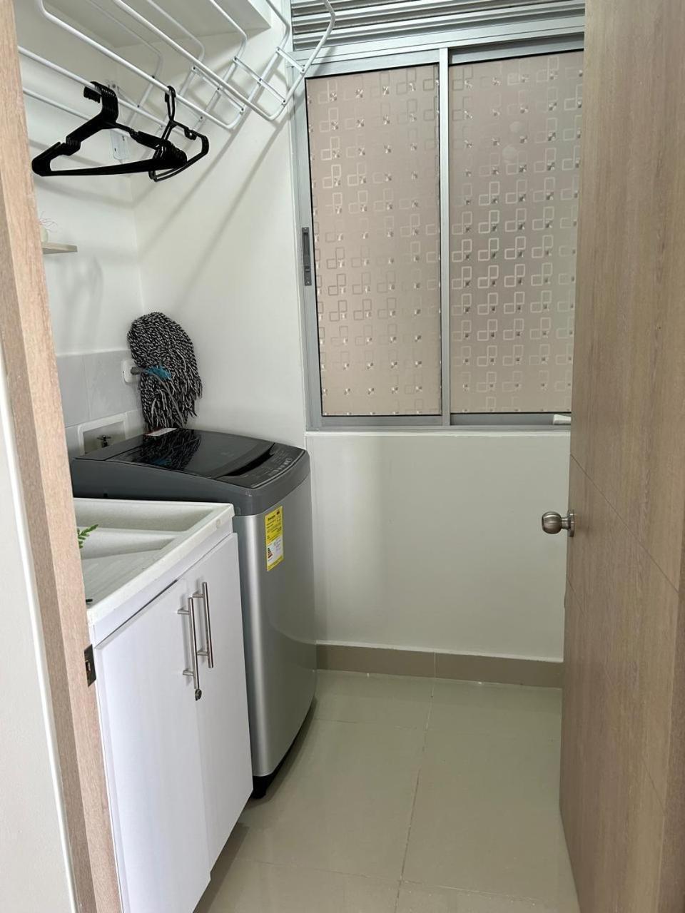 Hermoso apartamento en Ricaurte C/MARCA