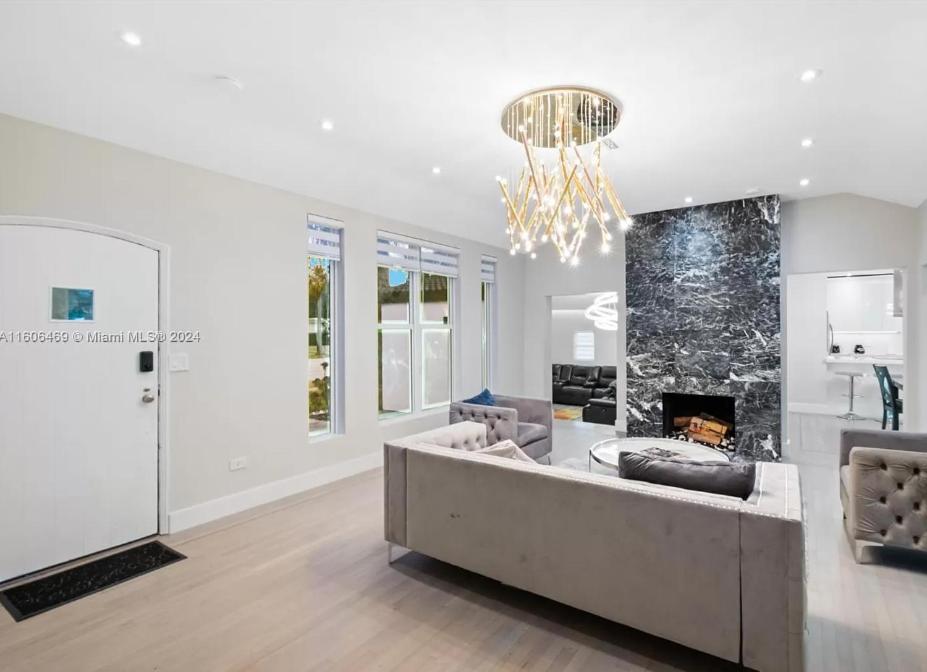 Modern home in Miami Shores!