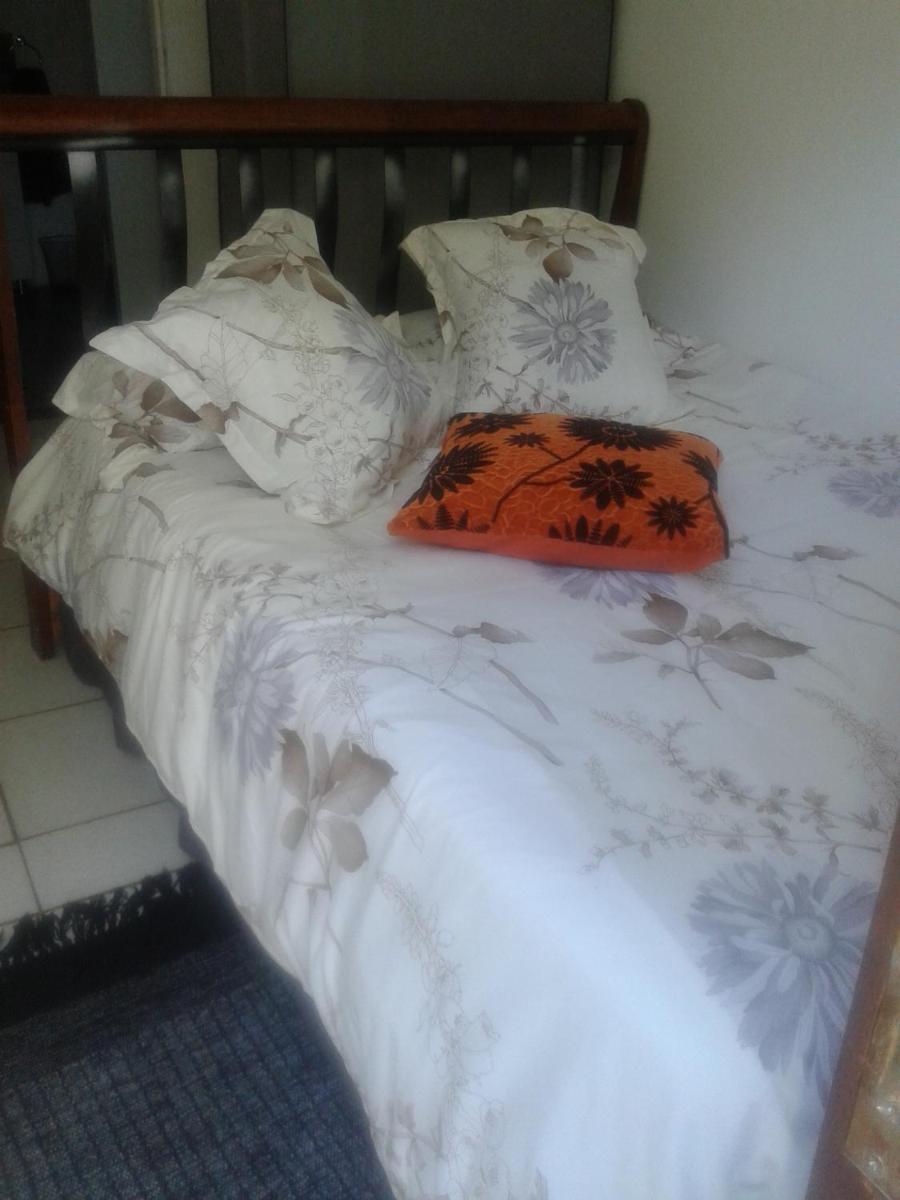 Photo 33