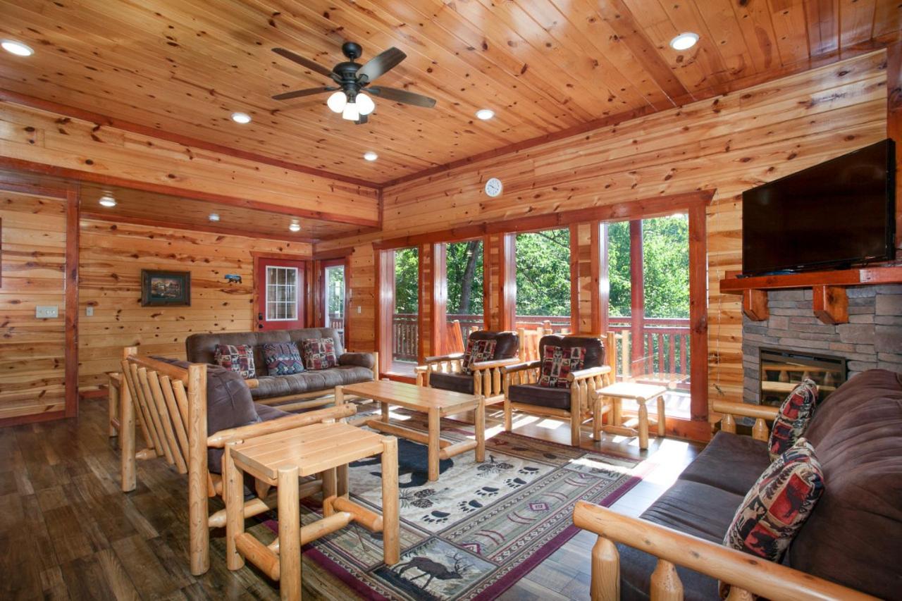 Bear Paddle w/ Pool, Hot Tub, Game Room & Theater! view 3
