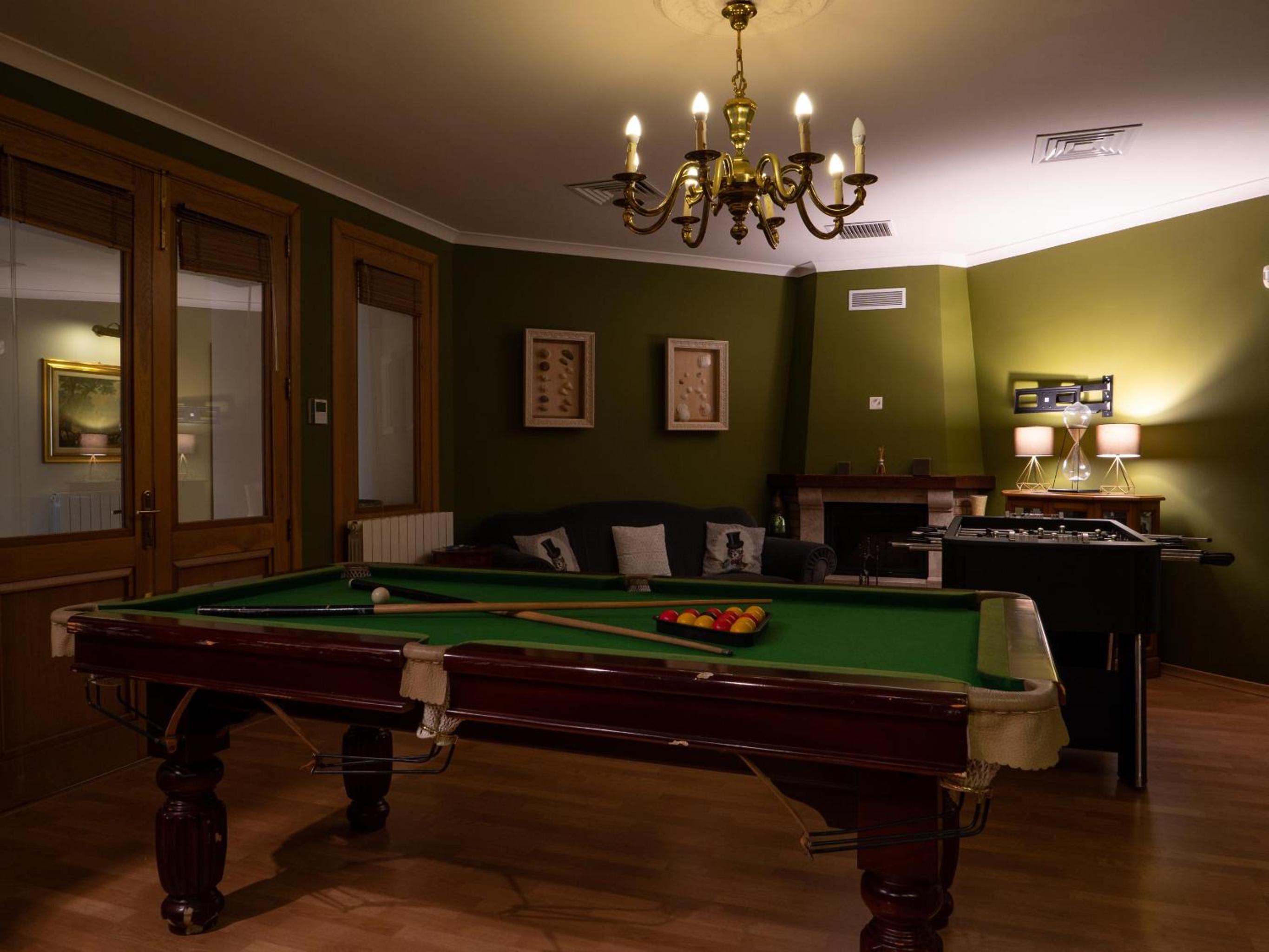 Villa Alexandra: Sea Views Pool Jacuzzi Sauna