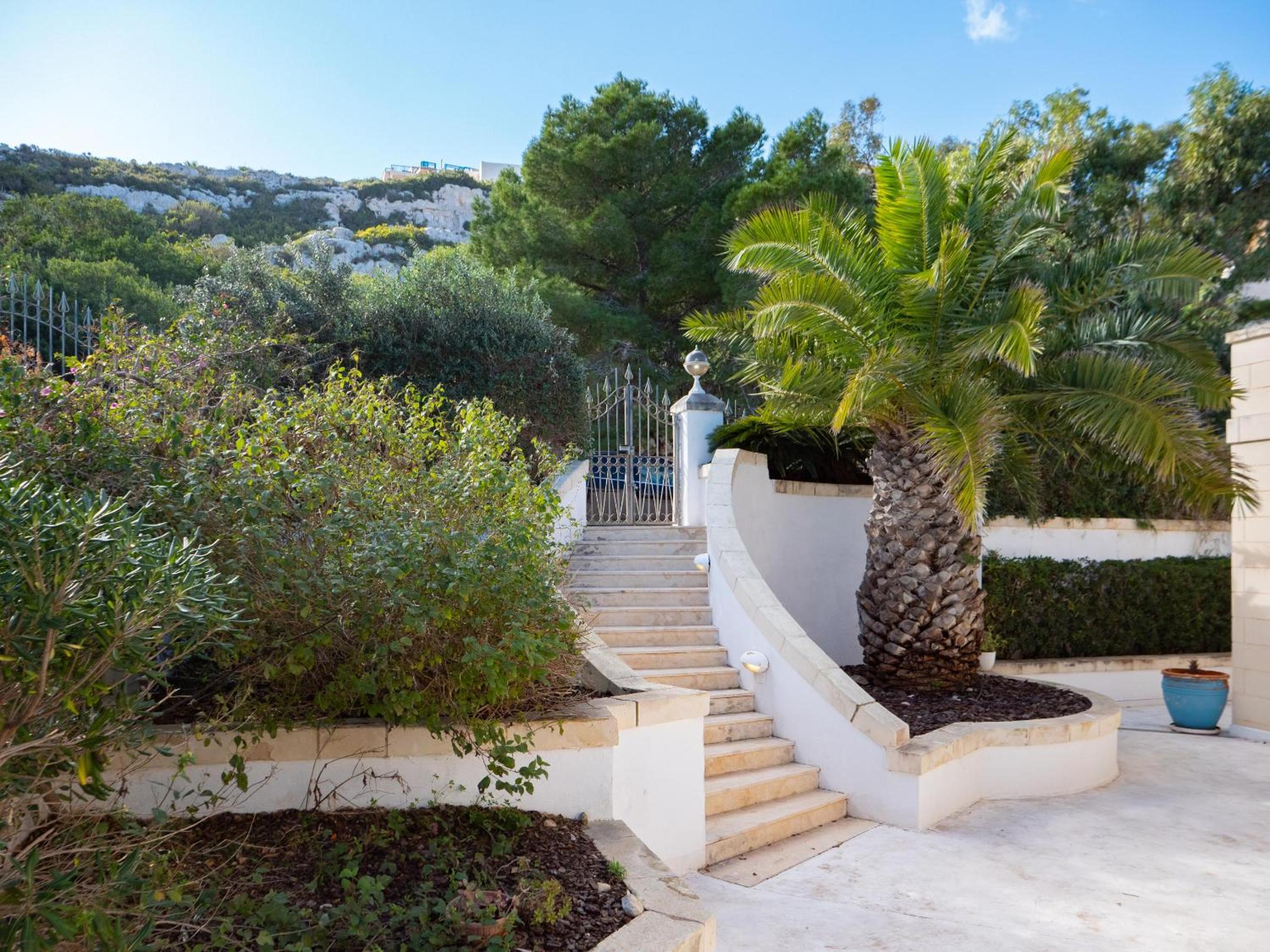 Villa Alexandra: Sea Views Pool Jacuzzi Sauna
