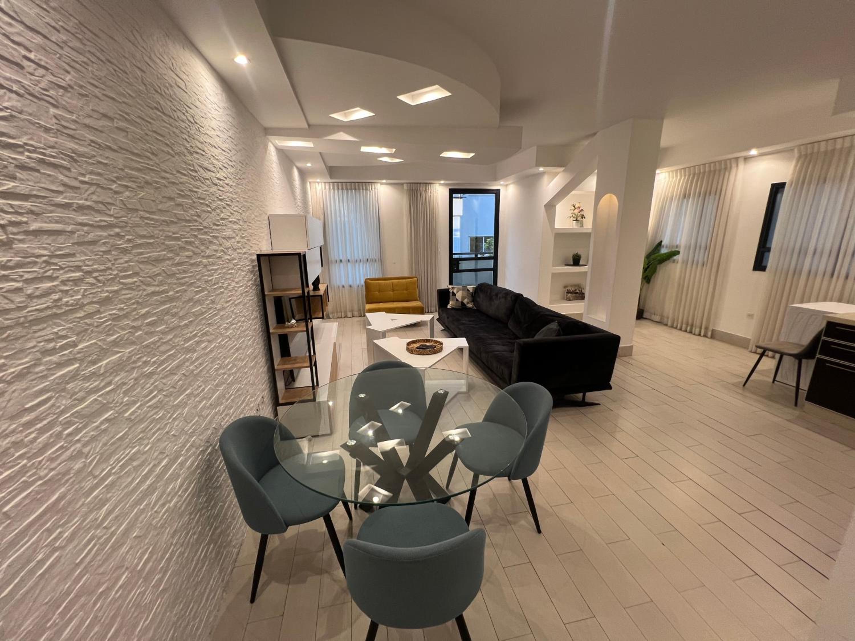 2Bedroom Suite with Balcony and shelter1 view 4