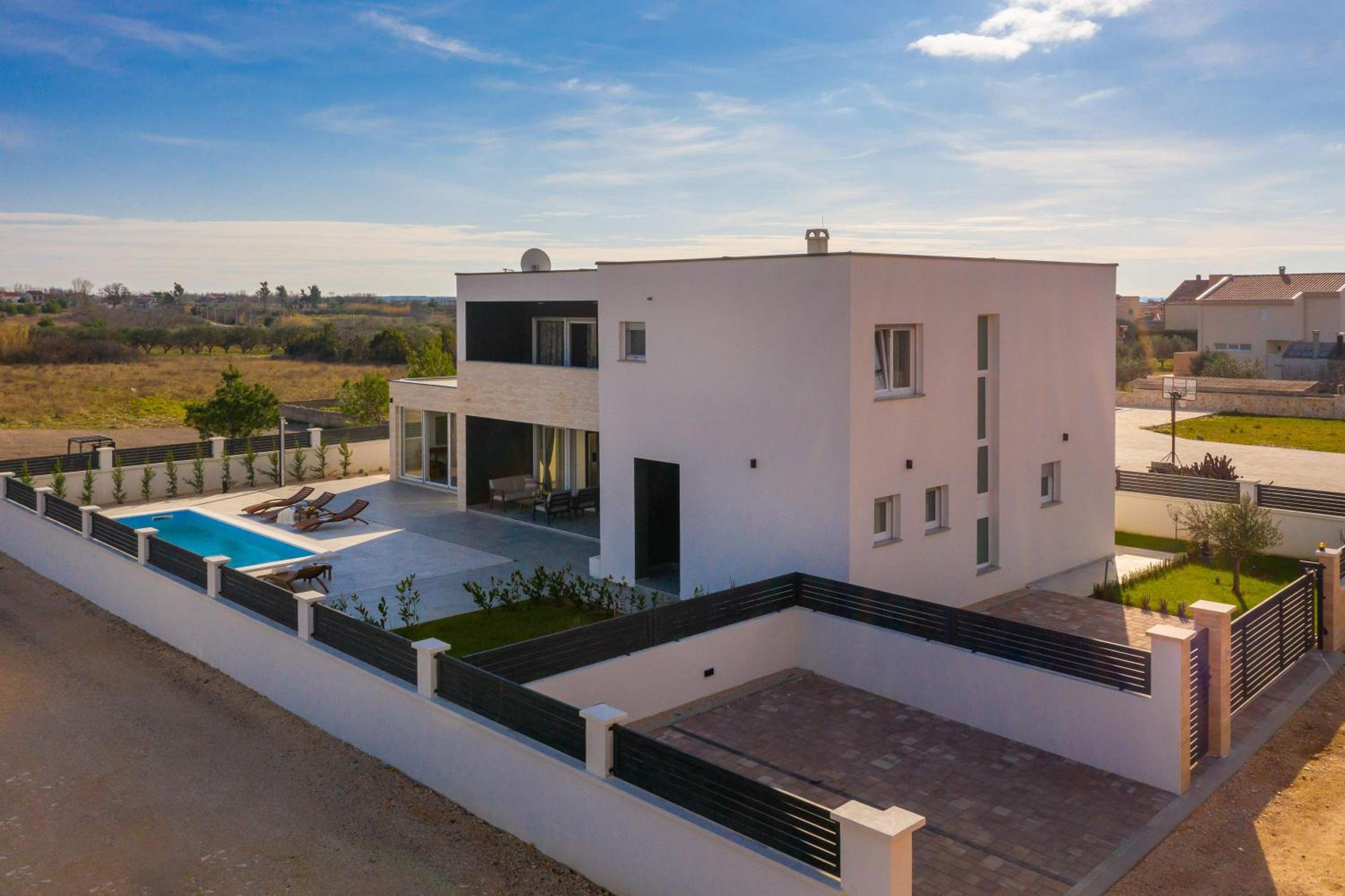 Villa with pool near sandy beach - by TRAVELER tourist agency Krk - ID 2224 view 3