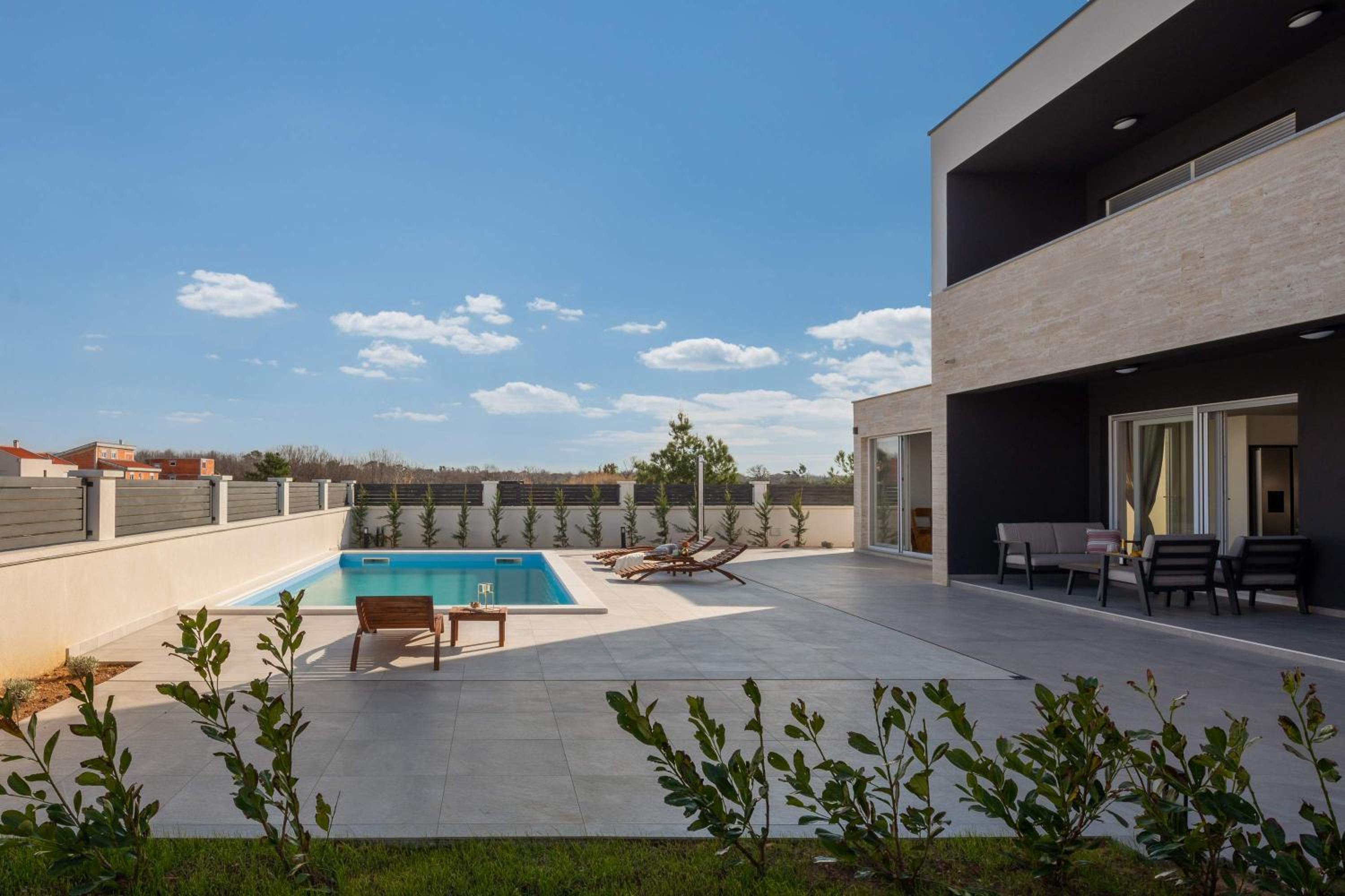 Villa with pool near sandy beach - by TRAVELER tourist agency Krk - ID 2224 view 4