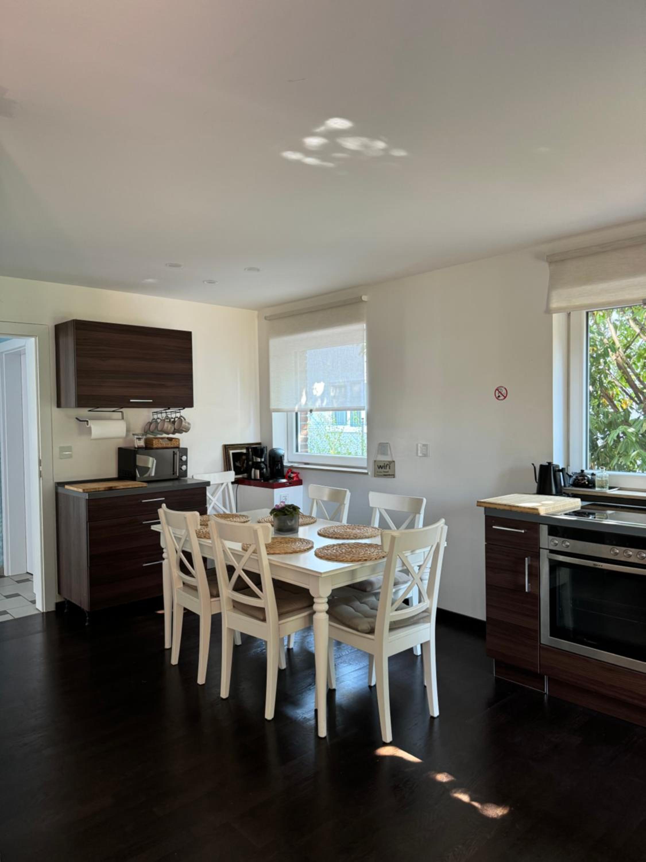 Modern House Gehrden auf 2 Etagen, Nice Garten, Barbecue, Contactless Check-in, free parking