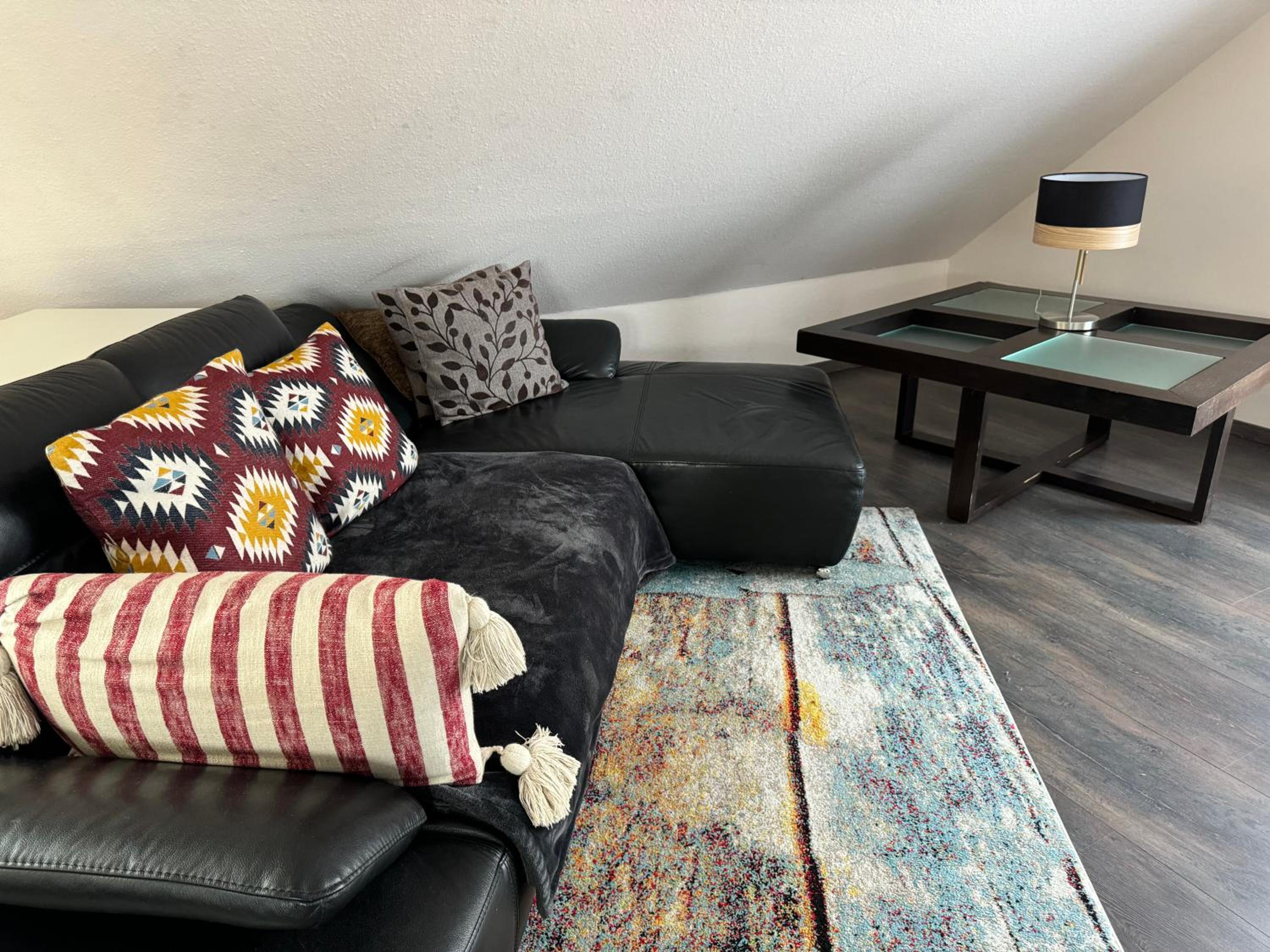 Modern House Gehrden auf 2 Etagen, Nice Garten, Barbecue, Contactless Check-in, free parking