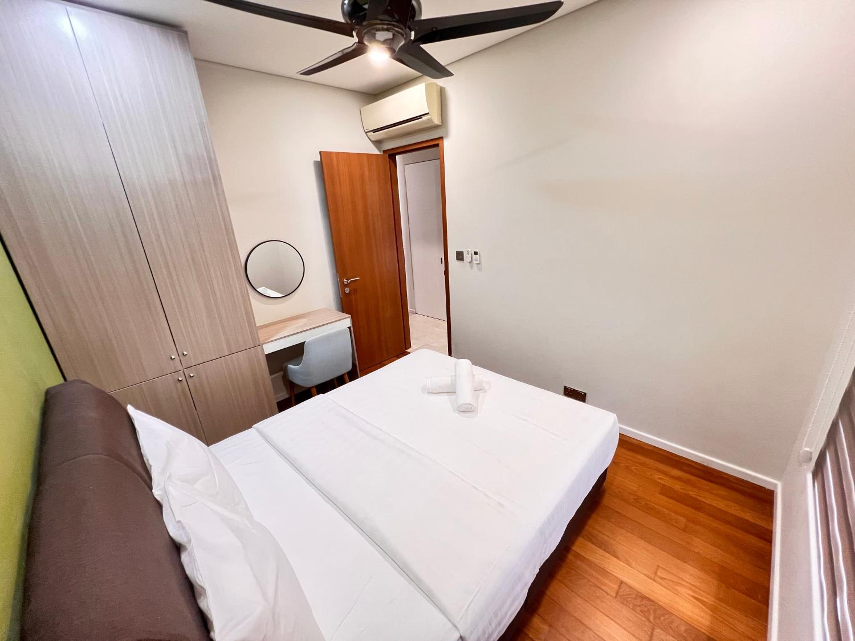 Sky Suites at KLCC by Mitstay