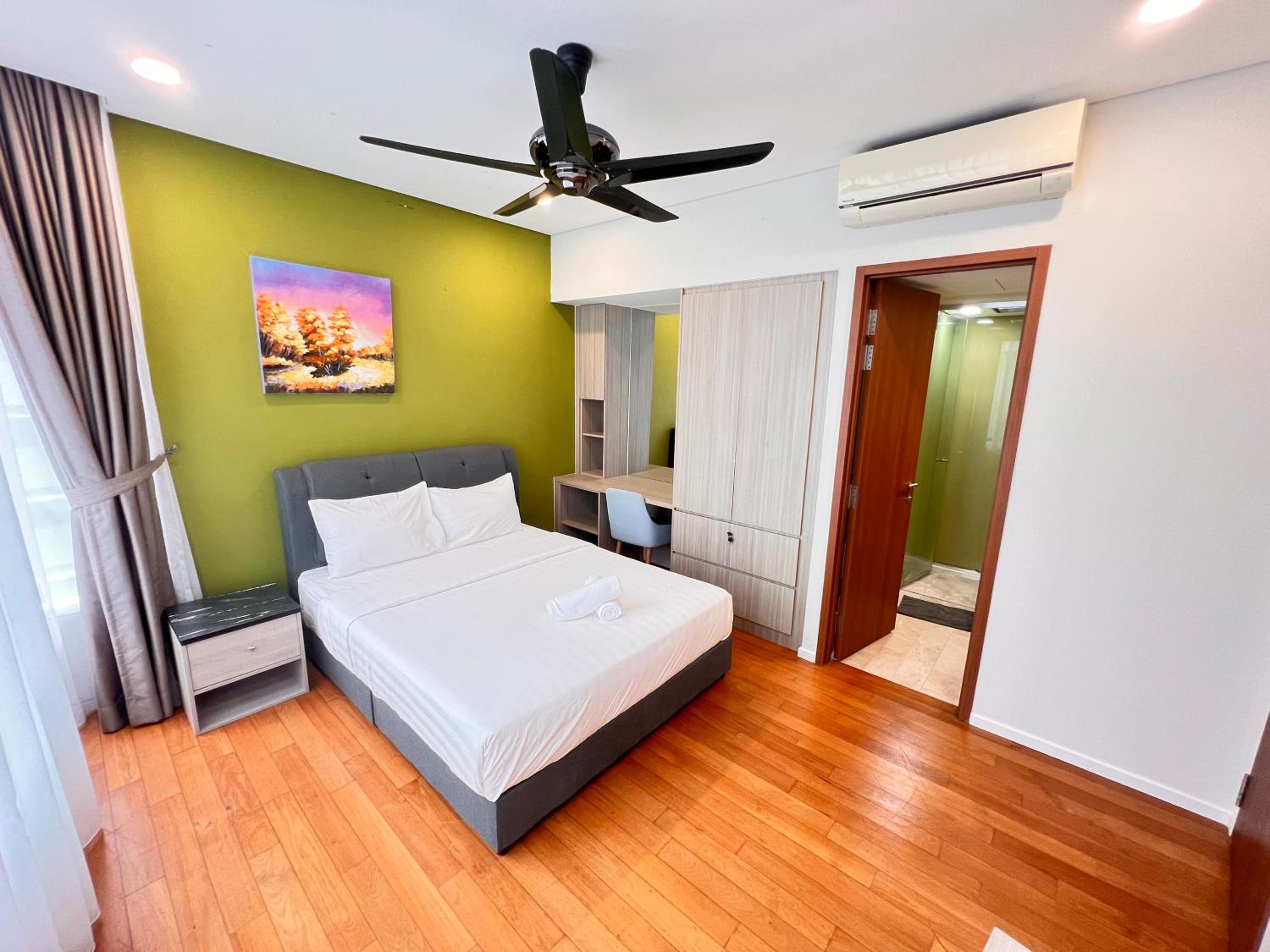 Sky Suites at KLCC by Mitstay