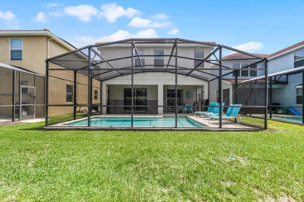 Paradise Palms-Amazing 6 BD home view 4