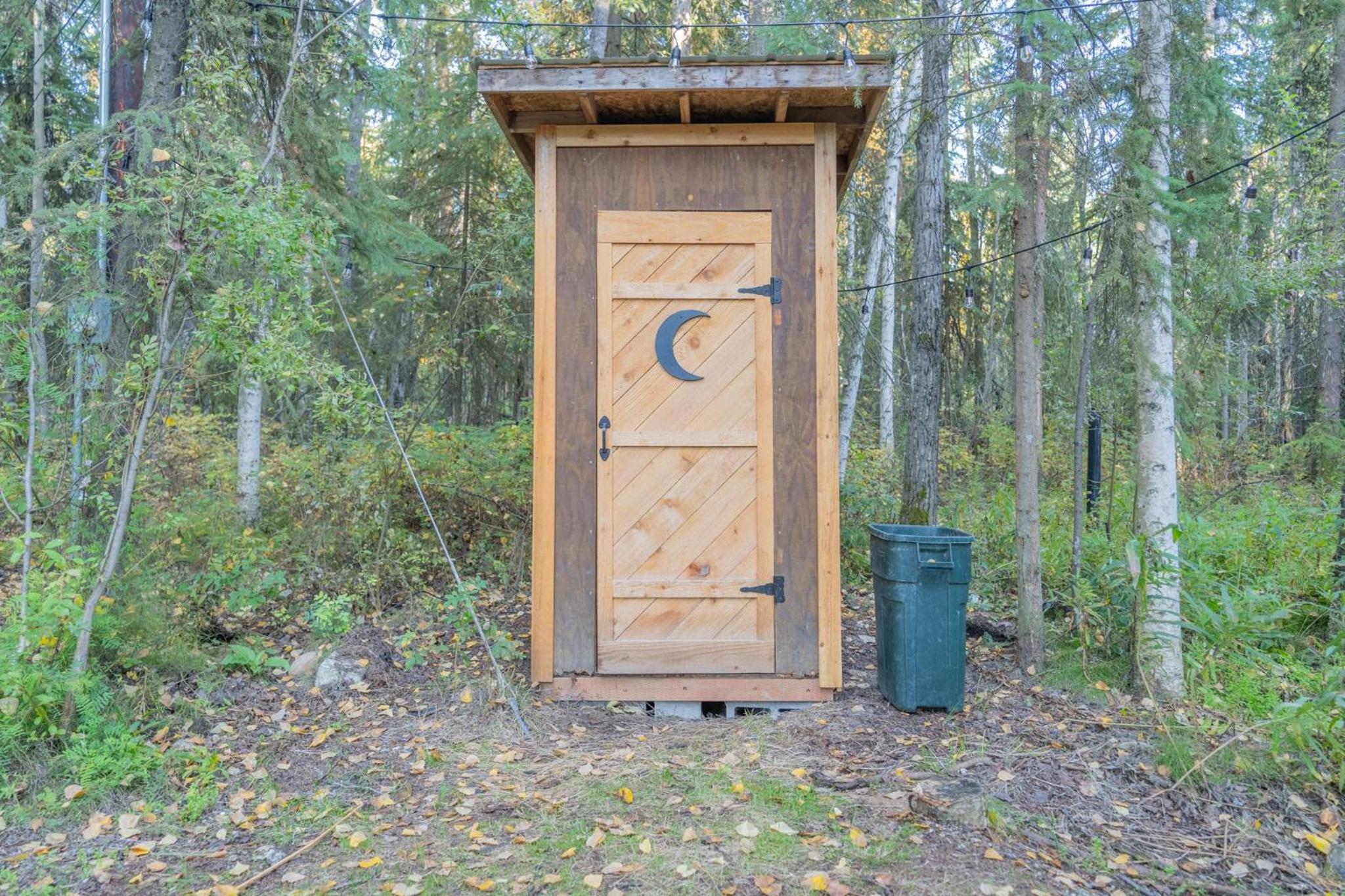 Iniakuk Forest Cabin