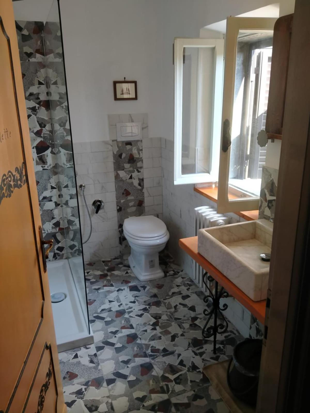 Photo 37