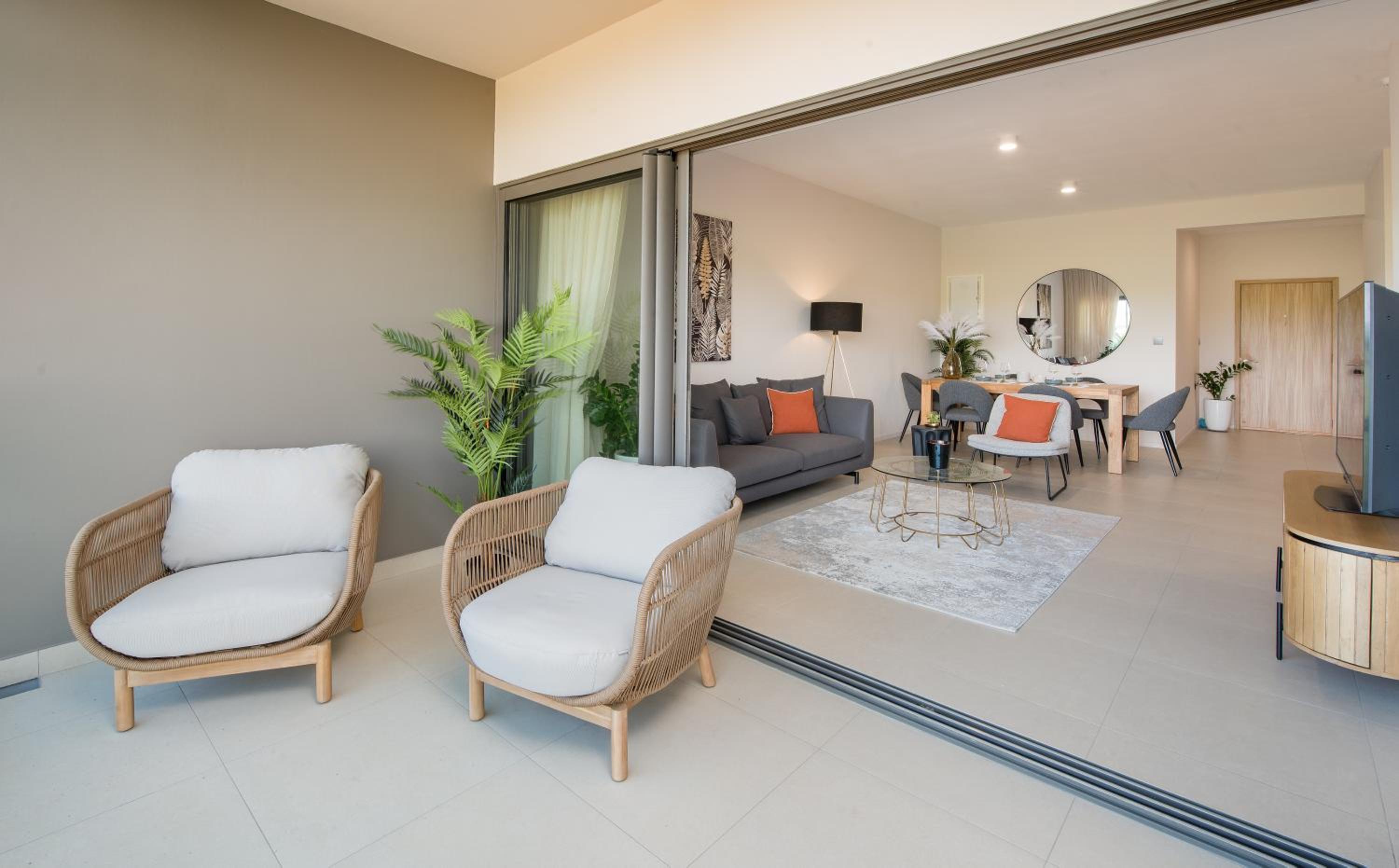 Serviced Apartments at Minissy view 2