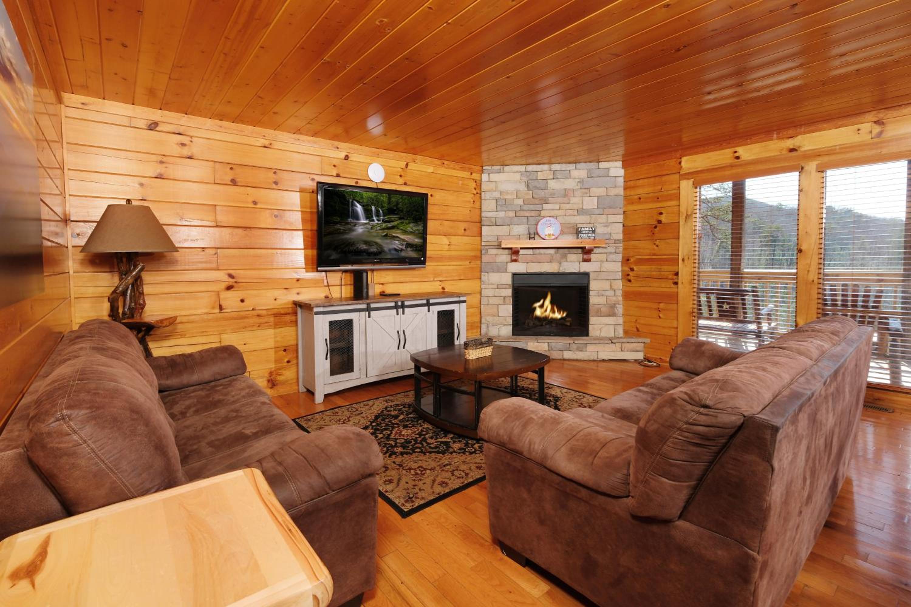 Wildbriar Inn By Colonial Properties view 4