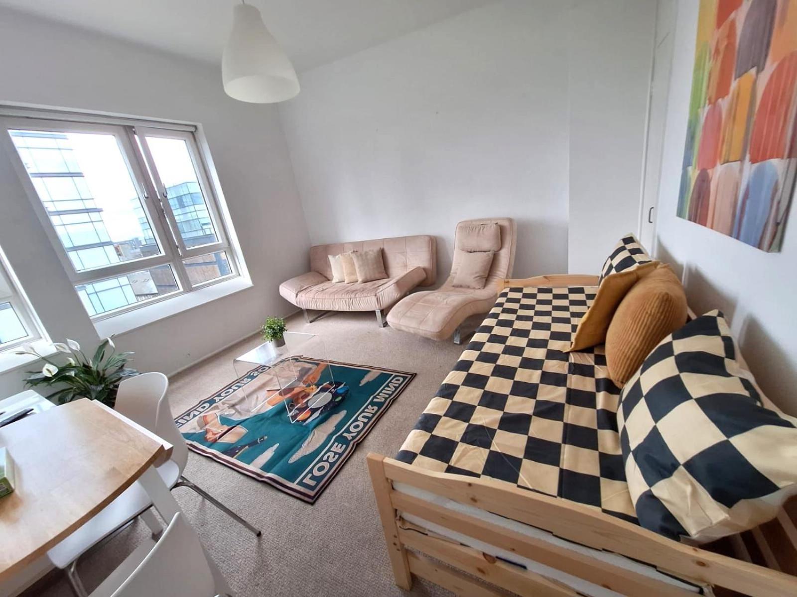 Rooftop Vibes in Old Street - 5 Sleeps Central Flat