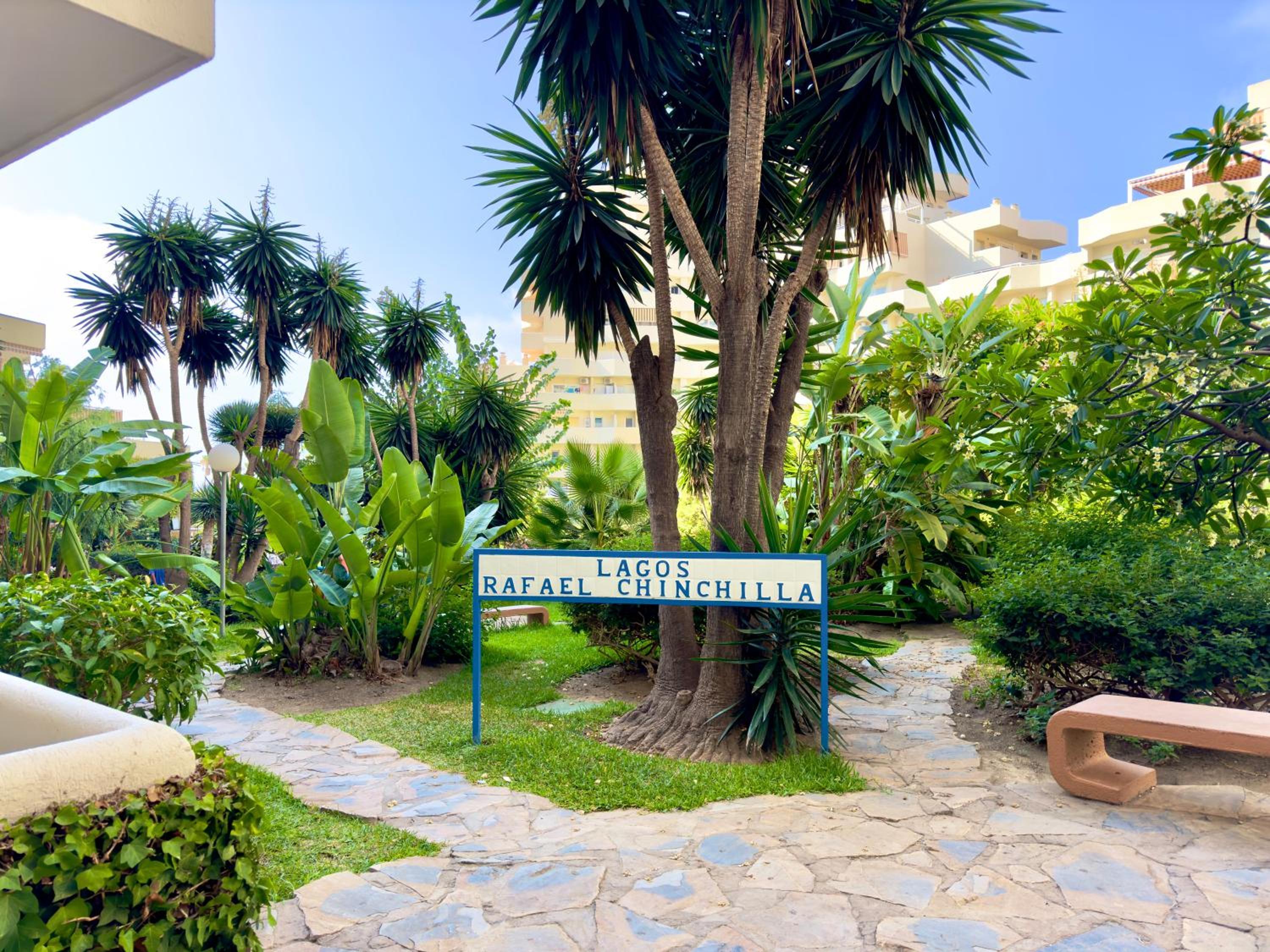 Apartamento vistas al mar y piscina Benalmádena