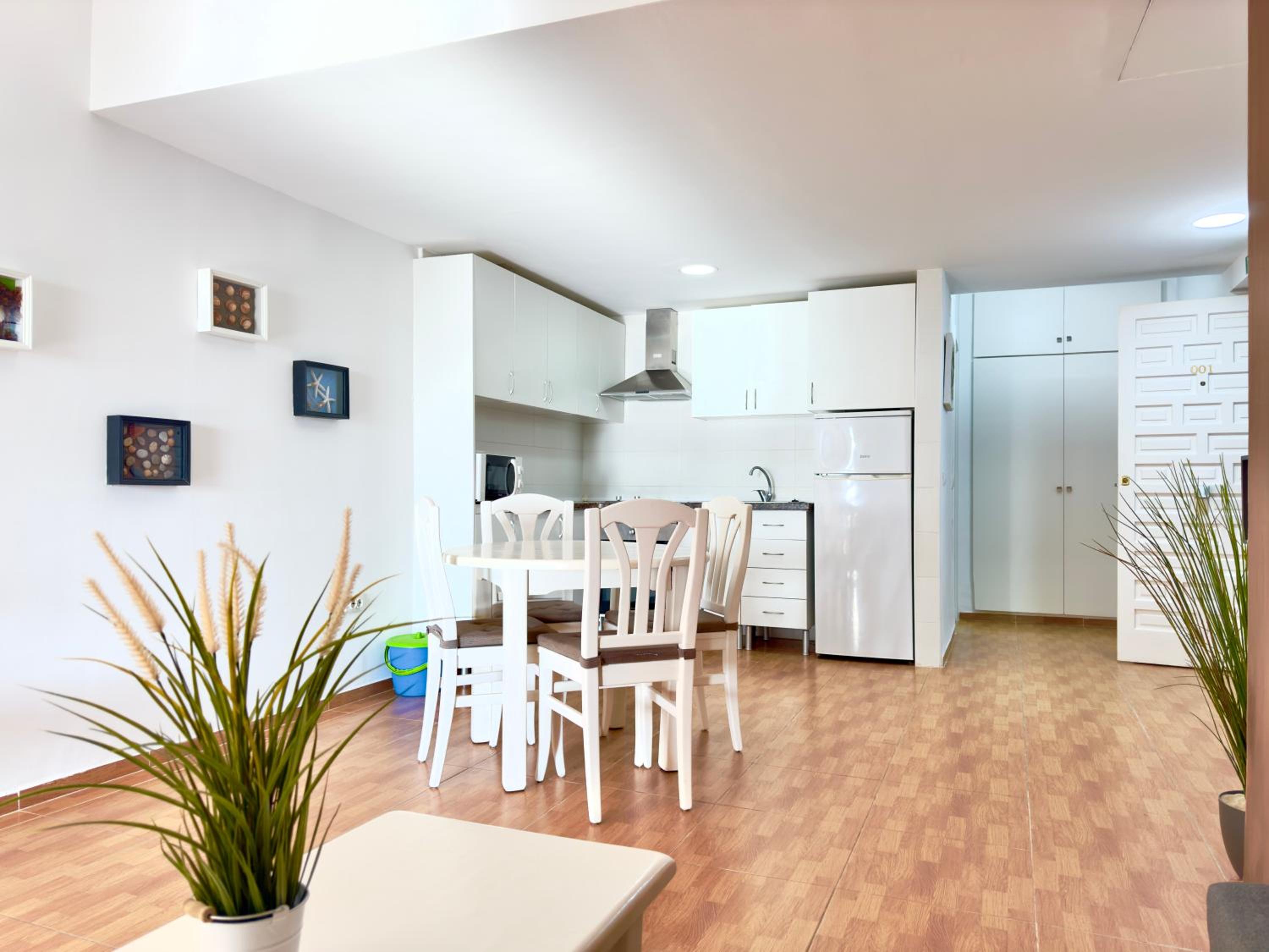 Apartamento vistas al mar y piscina Benalmádena