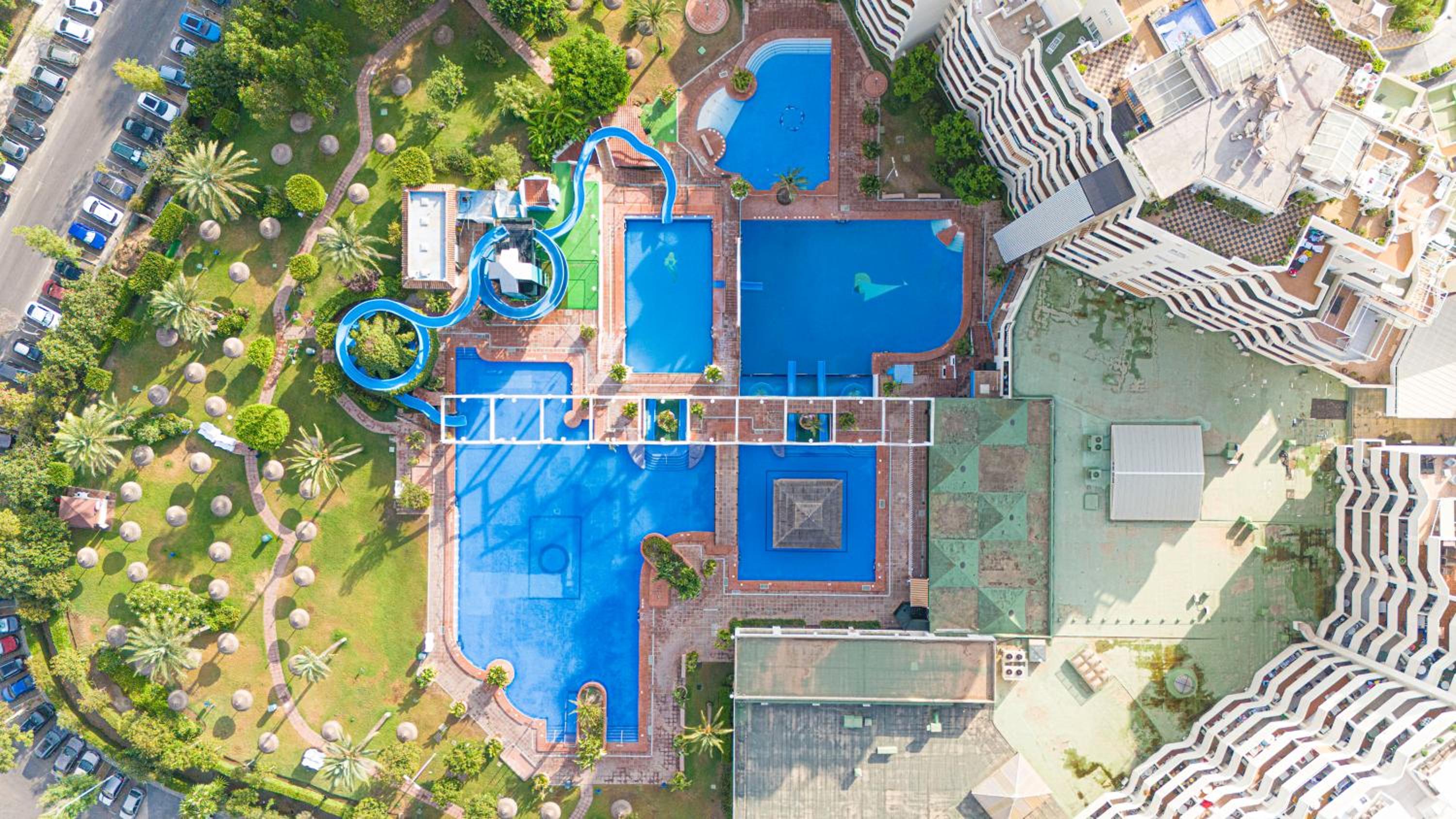 Apartamento vistas al mar y piscina Benalmádena