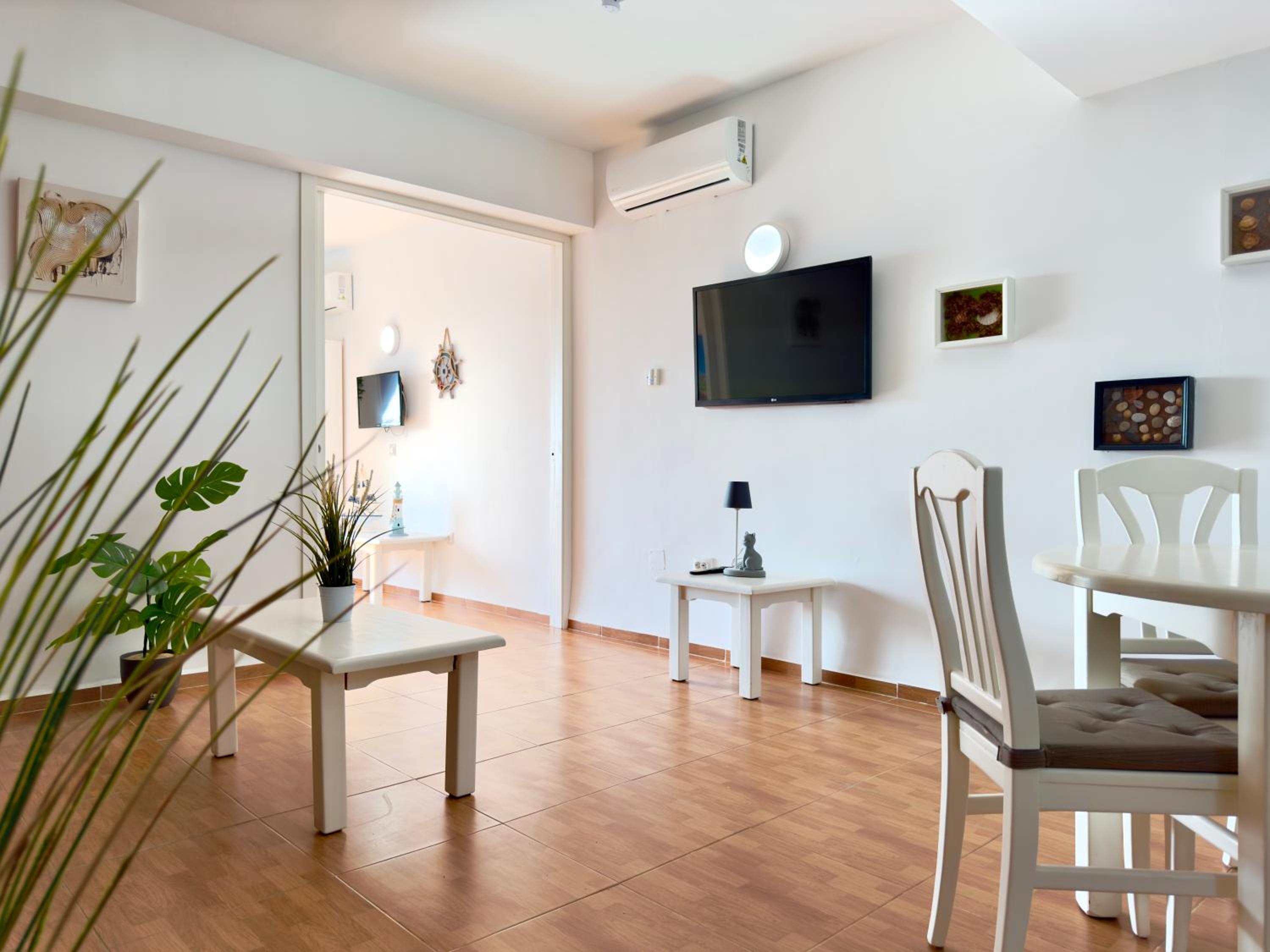 Apartamento vistas al mar y piscina Benalmádena