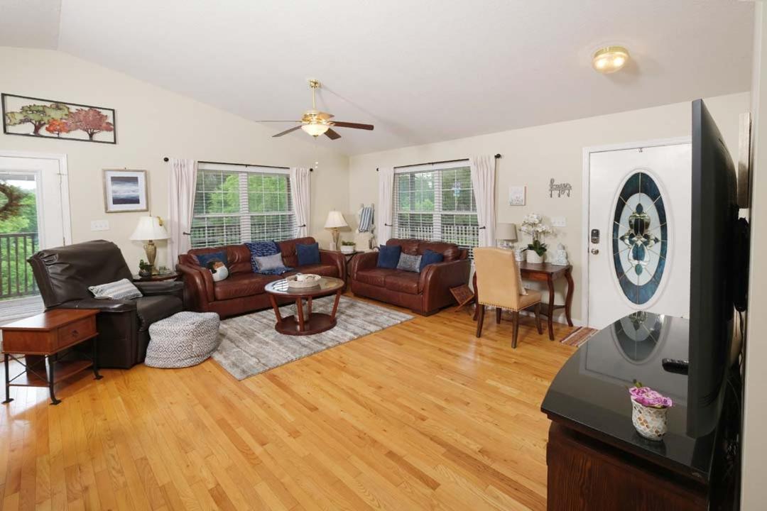Birdsong Bungalow By Colonial Properties view 4
