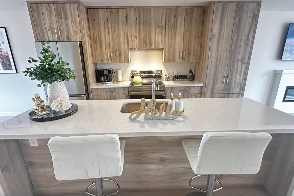 Luxury Newly Build 4BR 4Bath in Oakville