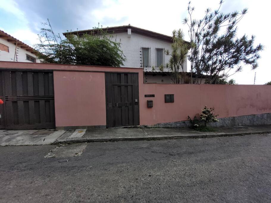 Apartamento con estacionamiento LPG view 5