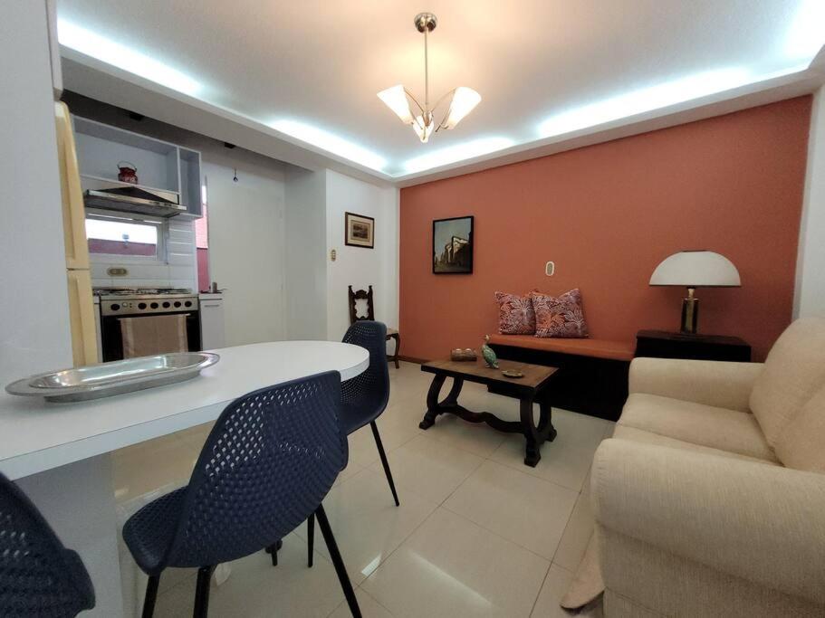 Apartamento con estacionamiento LPG view 4