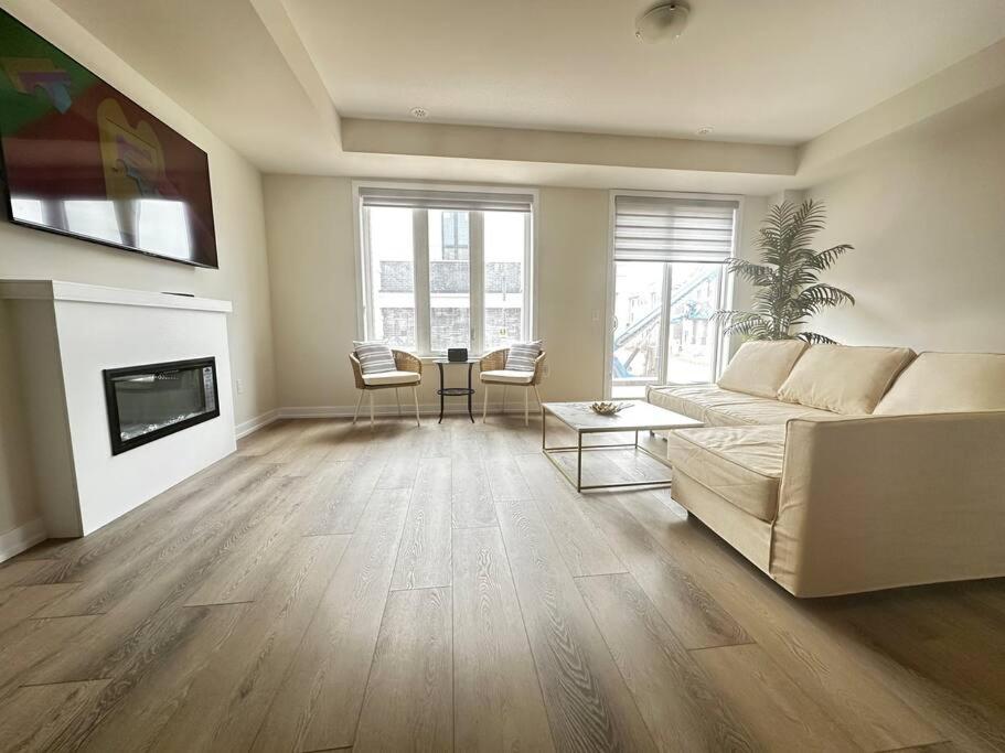 Luxury Newly Build 4BR 4Bath in Oakville