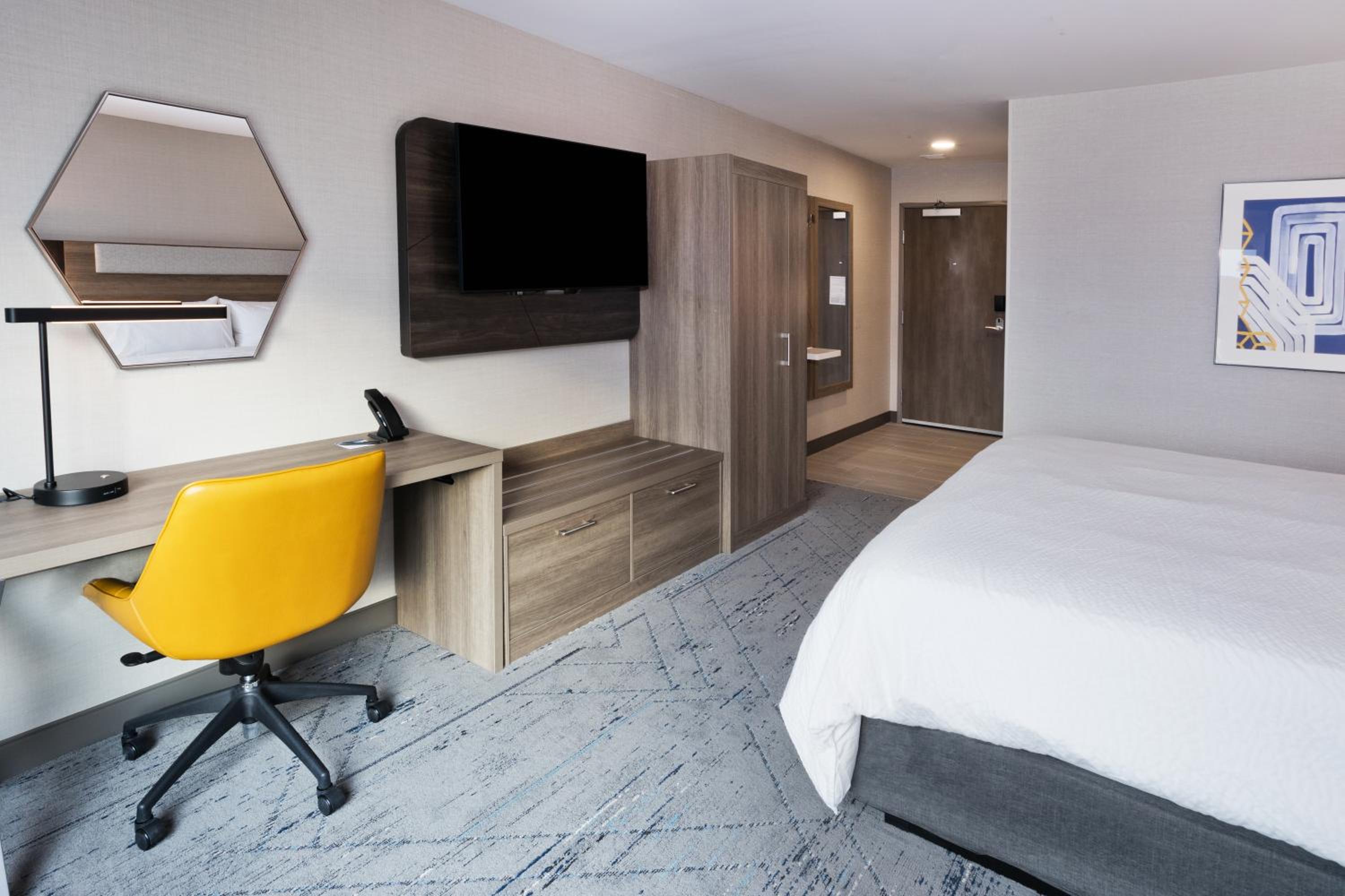 Holiday Inn Express Columbus - Fort Benning Area By IHG