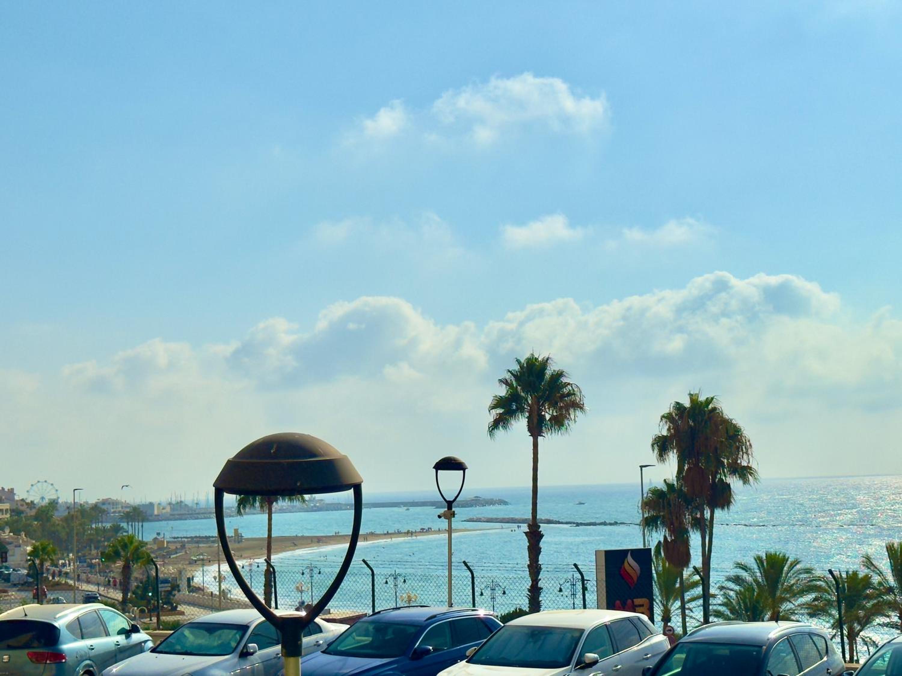 Apartamento vistas al mar y piscina Benalmádena