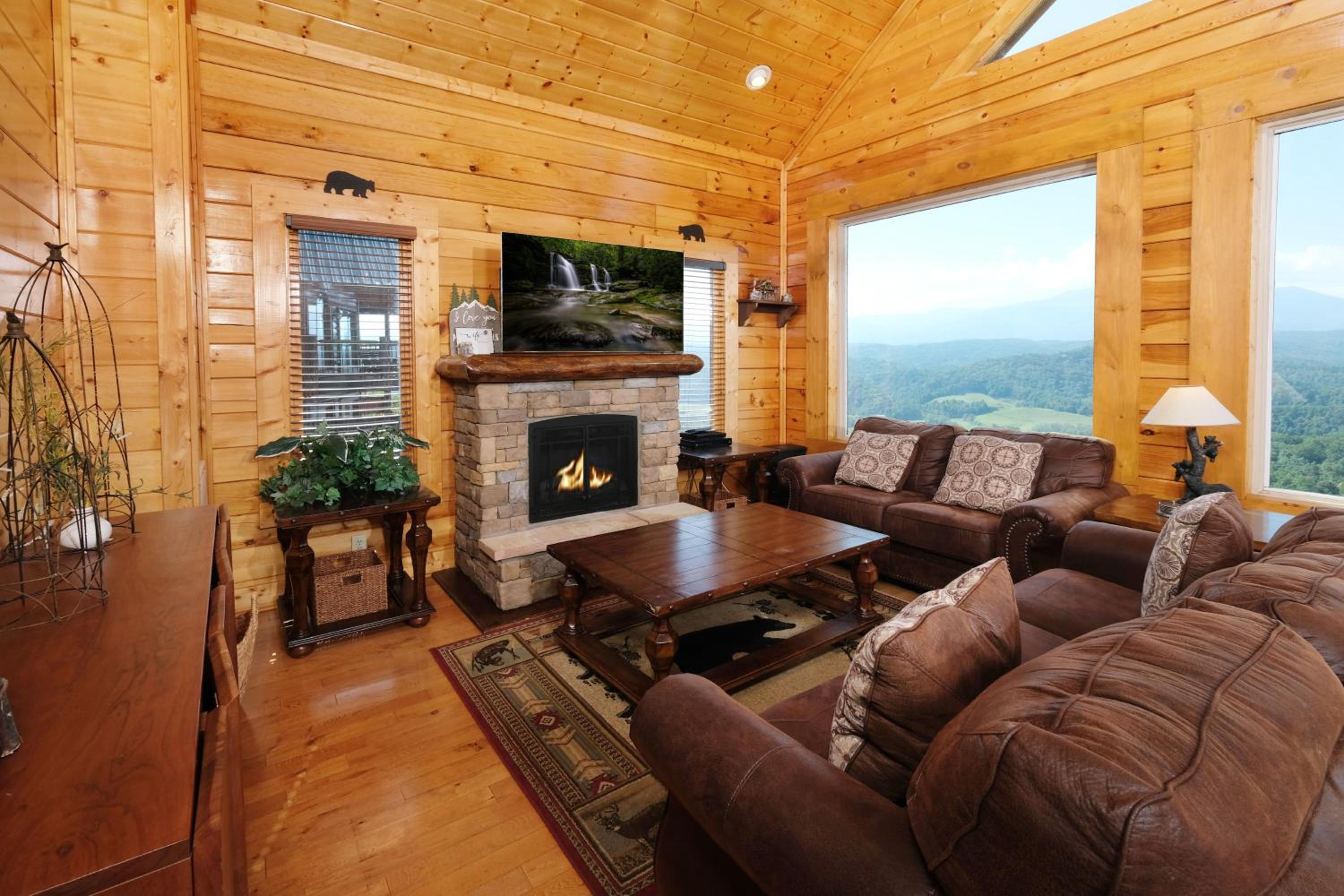 Starry Starry Night By Colonial Properties view 3