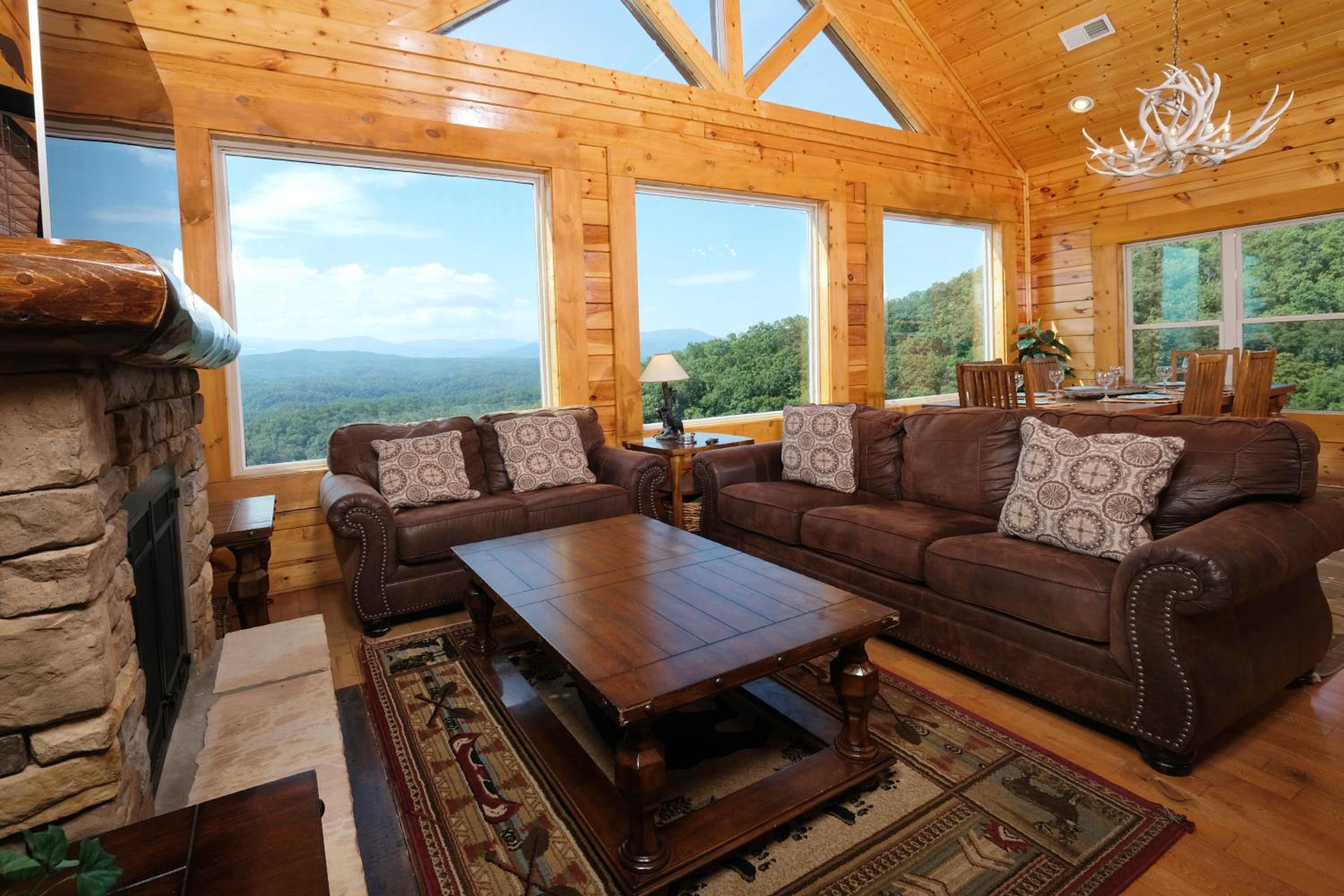 Starry Starry Night By Colonial Properties view 4