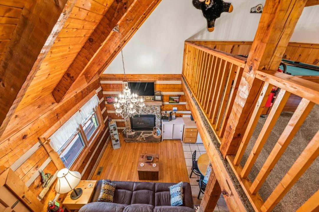 Black Bear's Den view 4