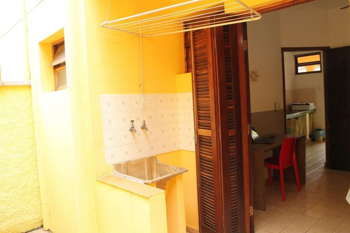 Flat perto de 3 praias com vaga e cozinha completa