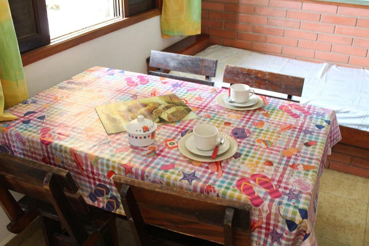 Flat perto de 3 praias com vaga e cozinha completa