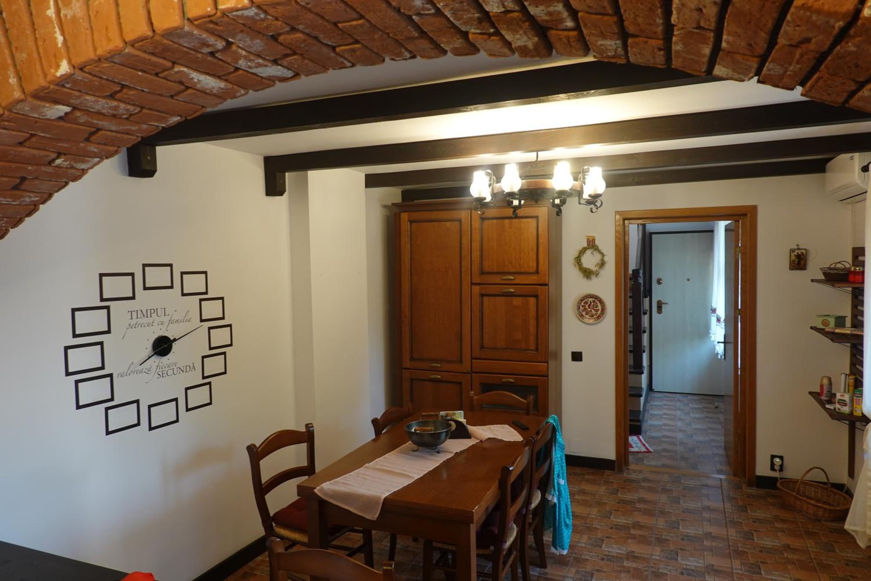 Conac de lux Topoloveni
