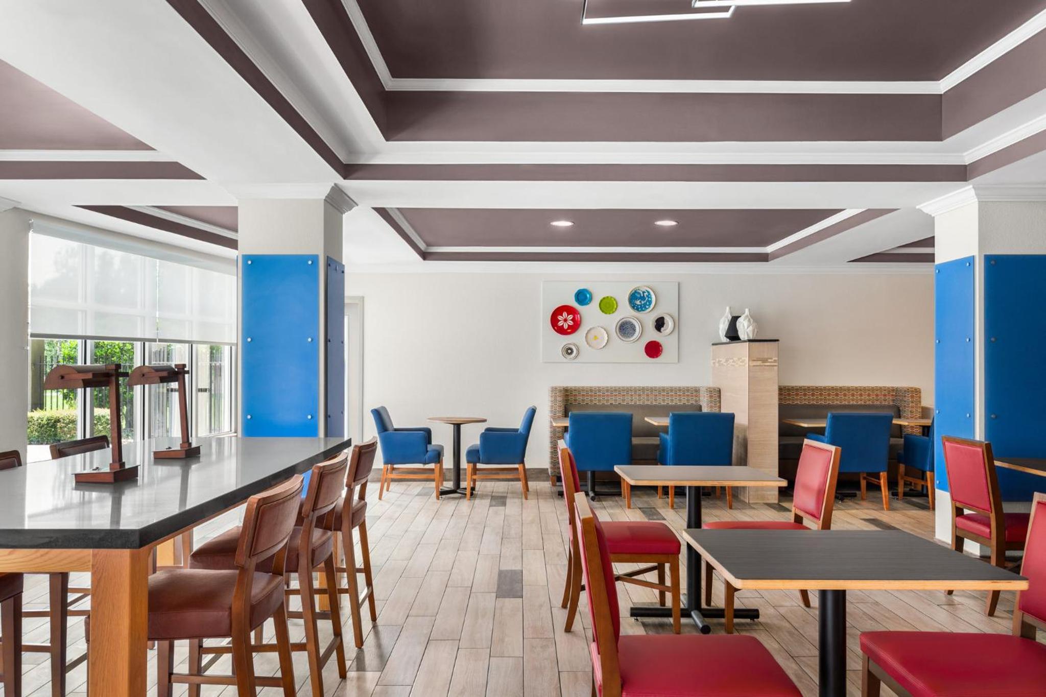 Holiday Inn Express Hotel  Suites Live Oak, an IHG Hotel - Property Image 62