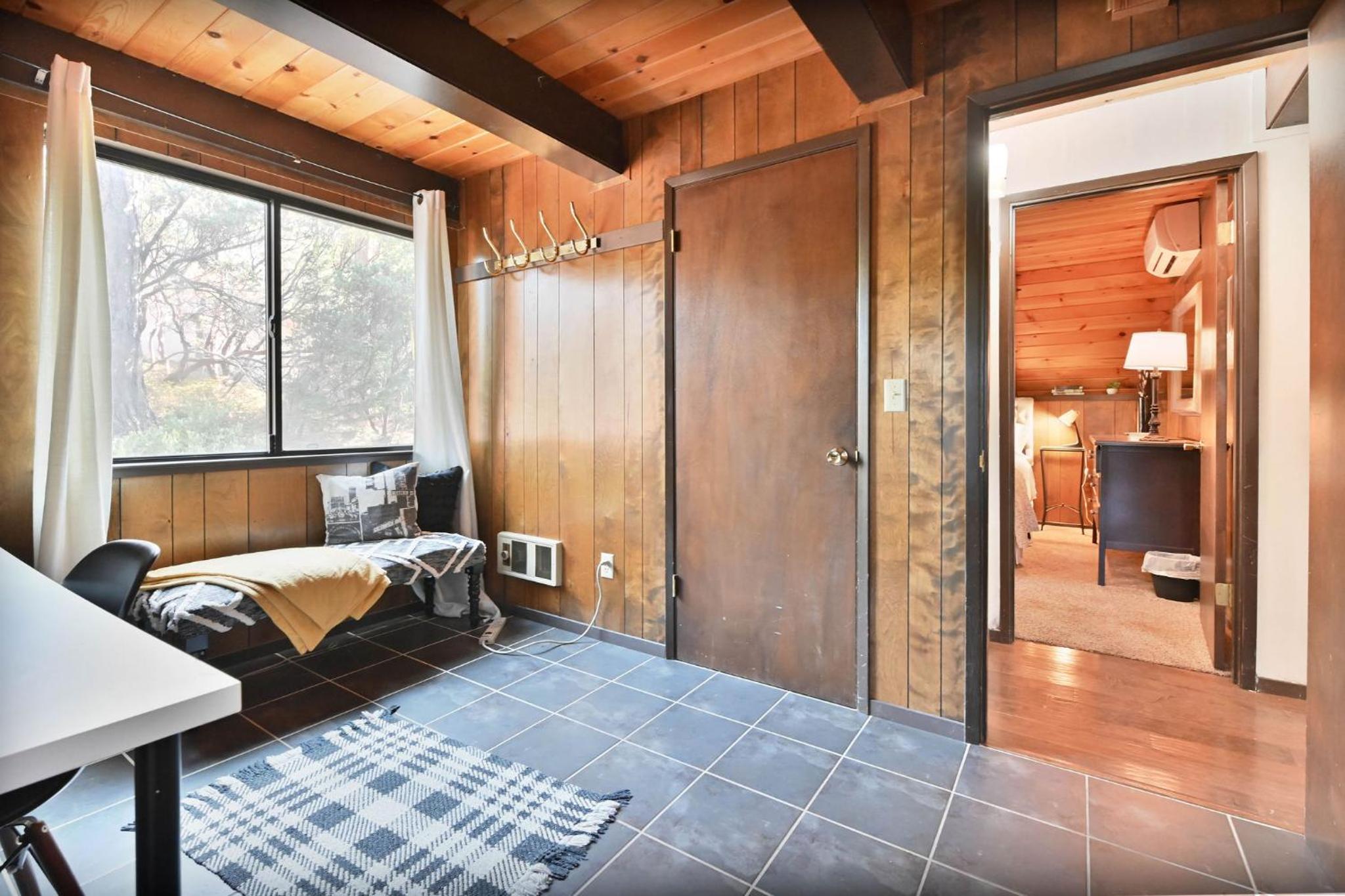 Hathaway Pines Hideaway Chalet