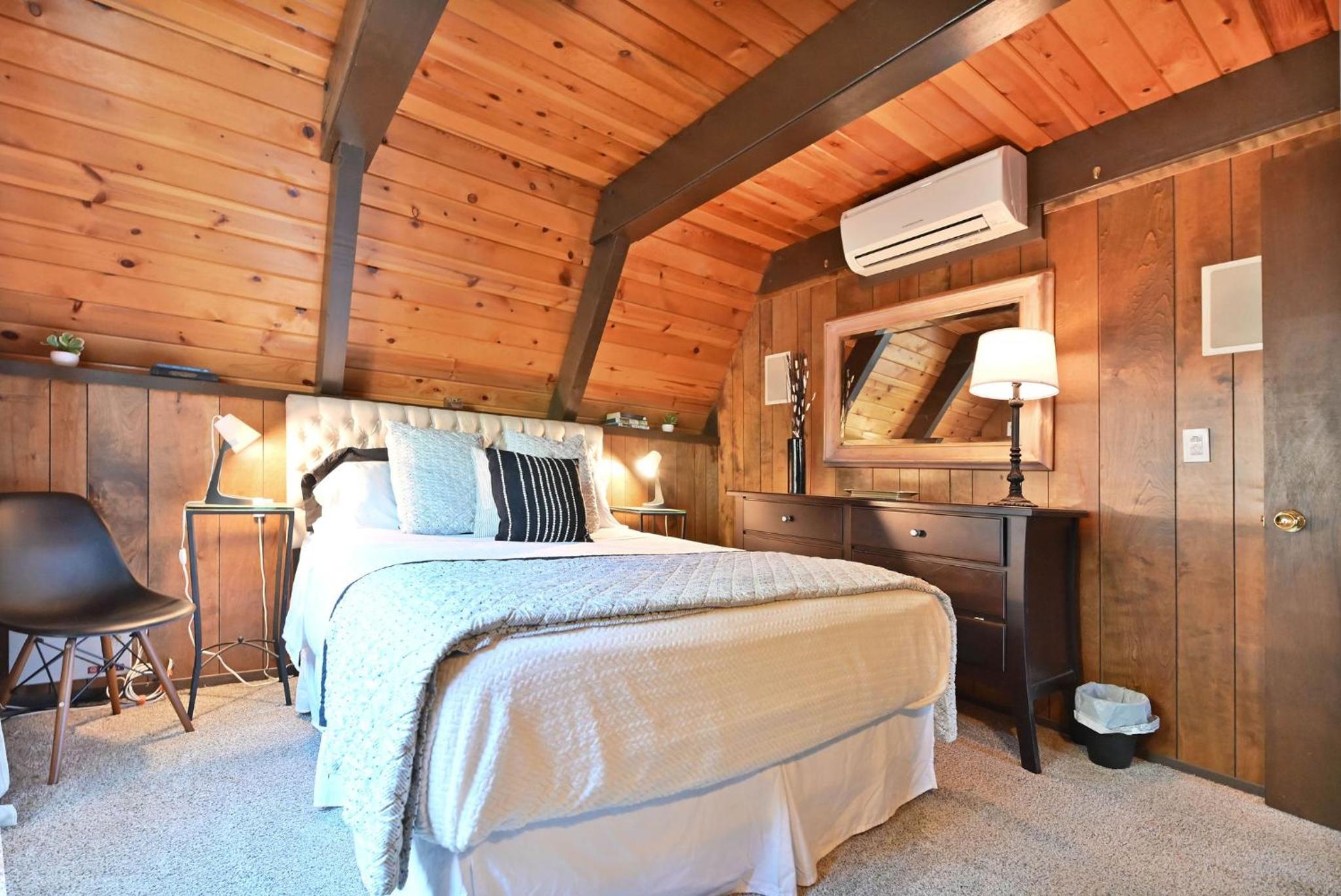 Hathaway Pines Hideaway Chalet