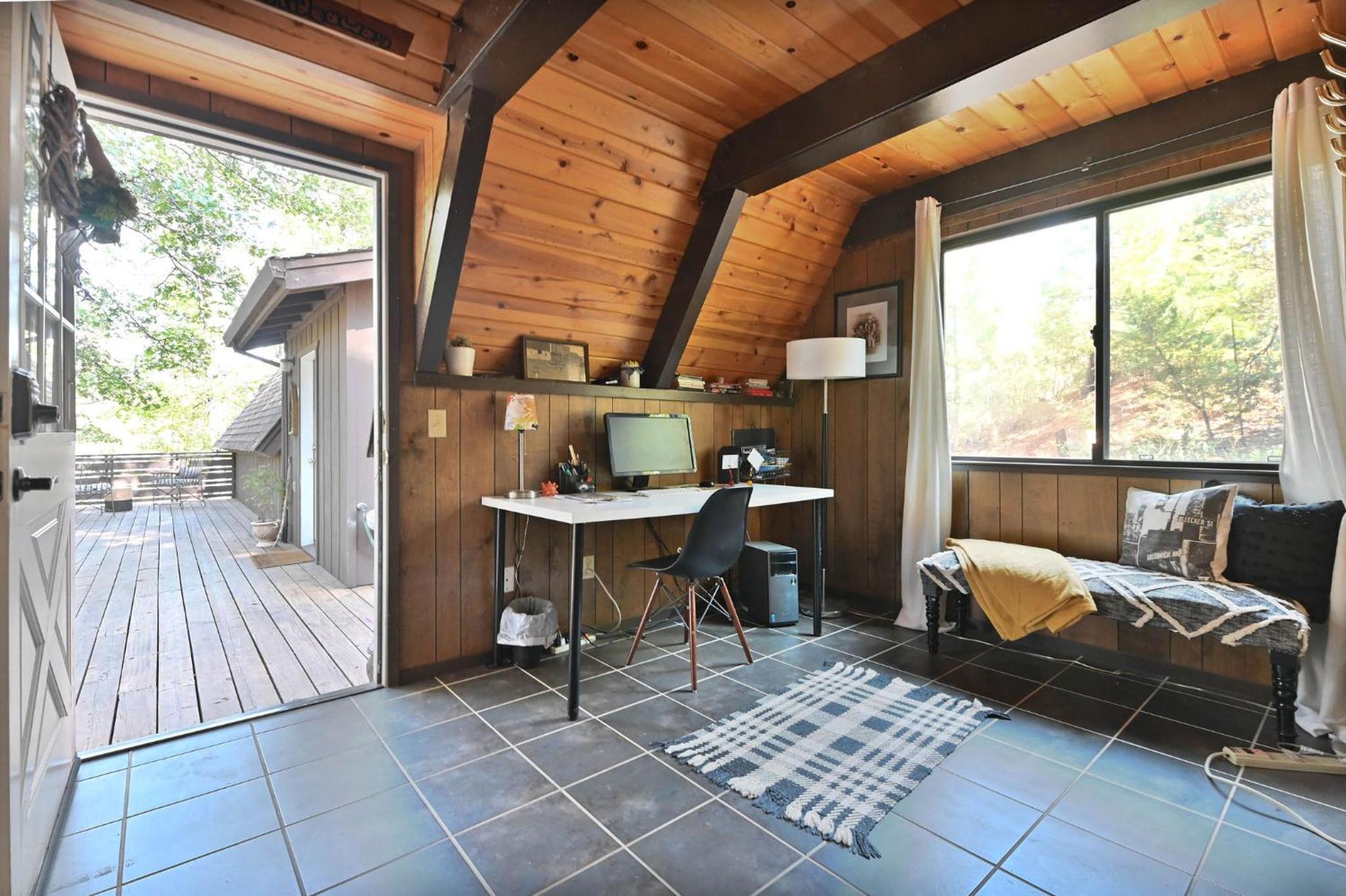 Hathaway Pines Hideaway Chalet