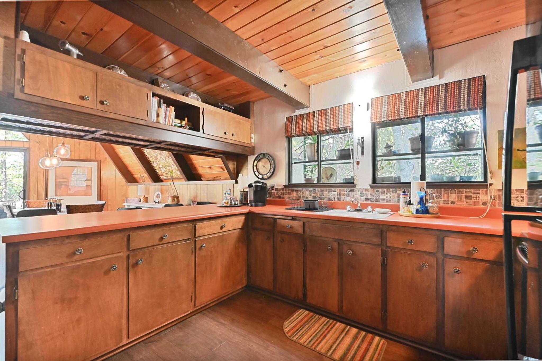 Hathaway Pines Hideaway Chalet