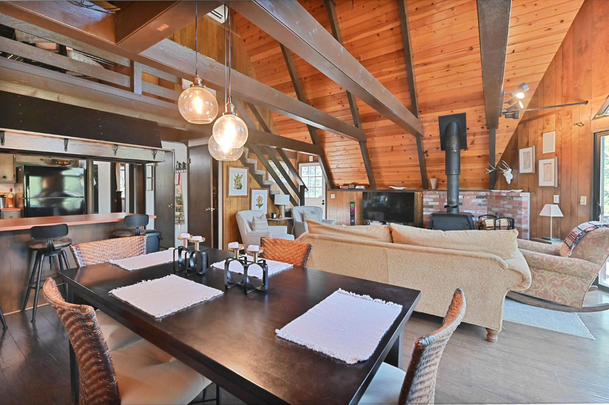 Hathaway Pines Hideaway Chalet