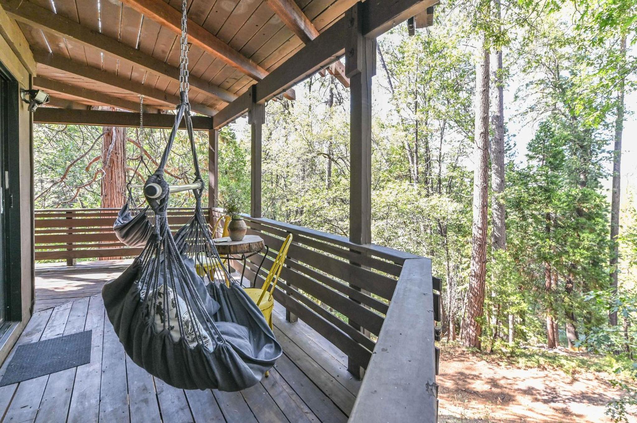 Hathaway Pines Hideaway Chalet