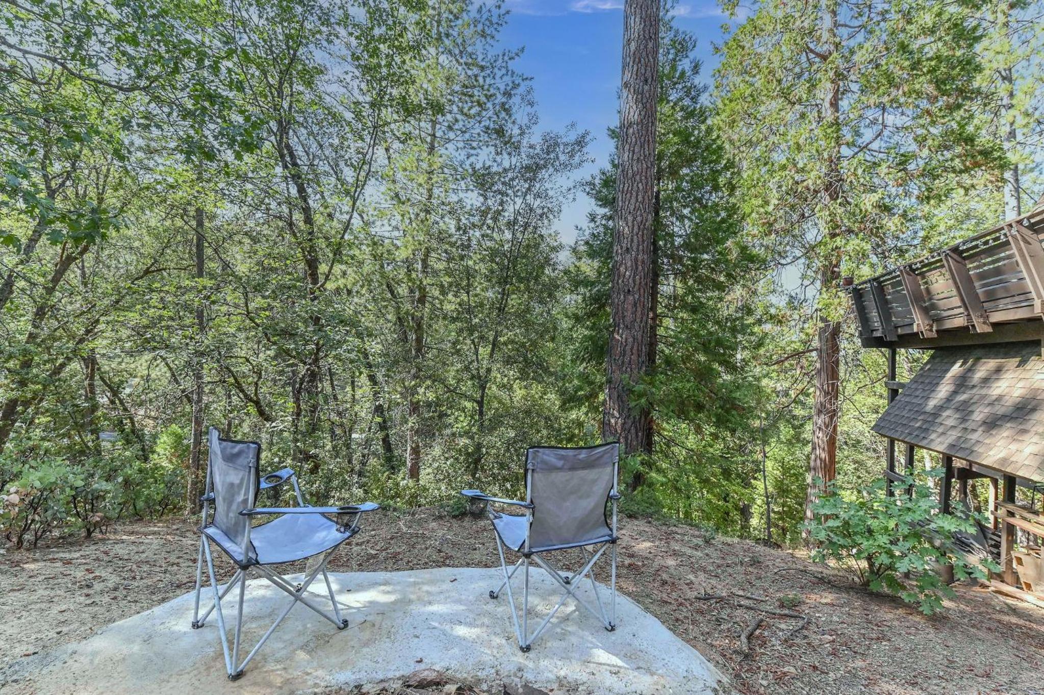 Hathaway Pines Hideaway Chalet