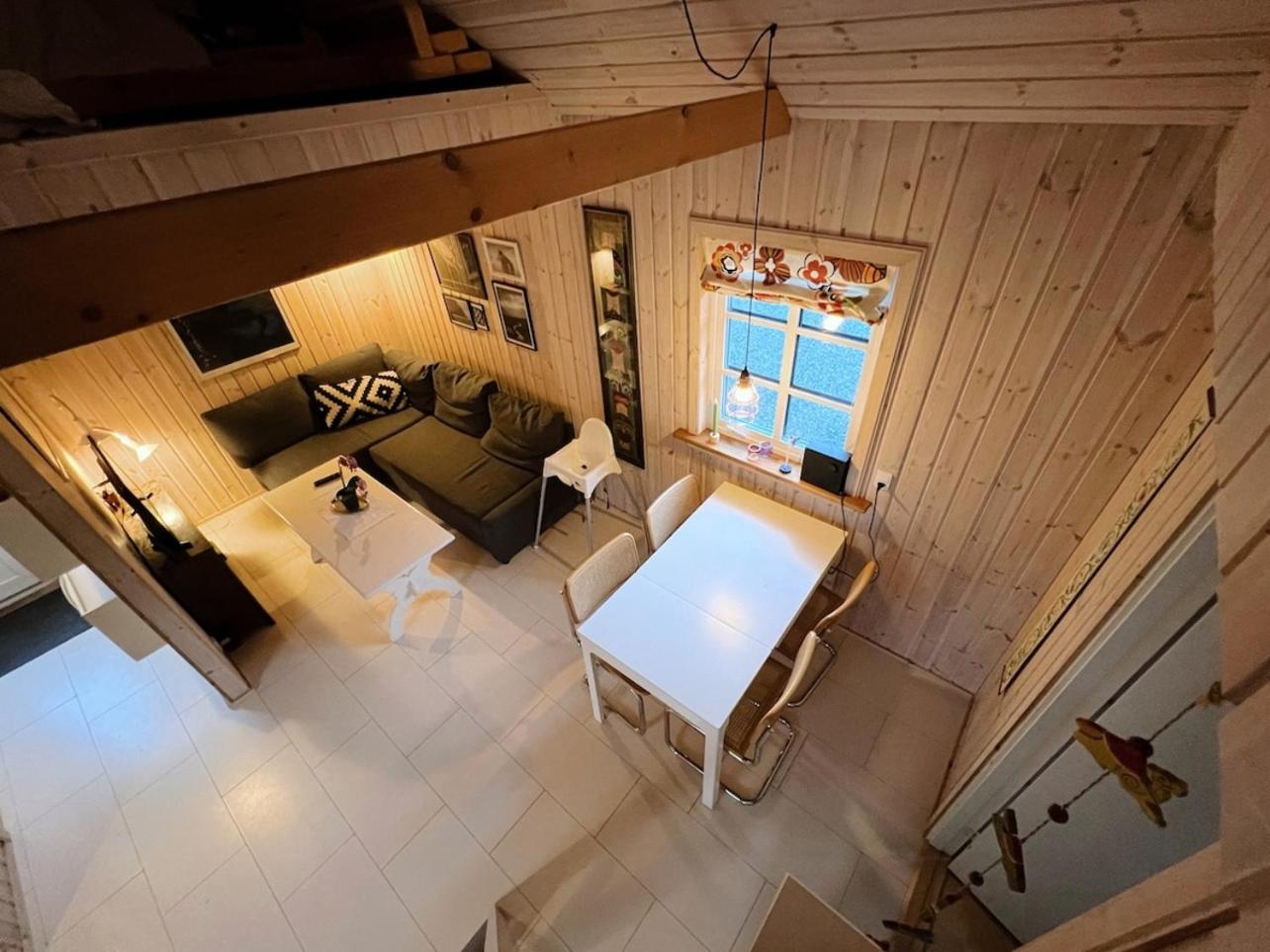 Discover this Well-Appointed Cottage H